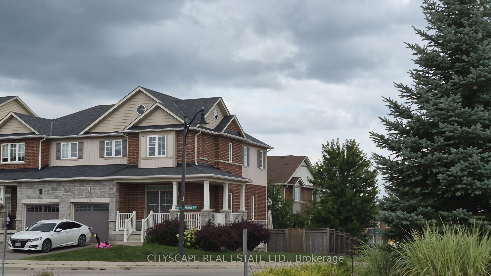 24 Gunby Boulevard, Hamilton, ON L8B 0T2