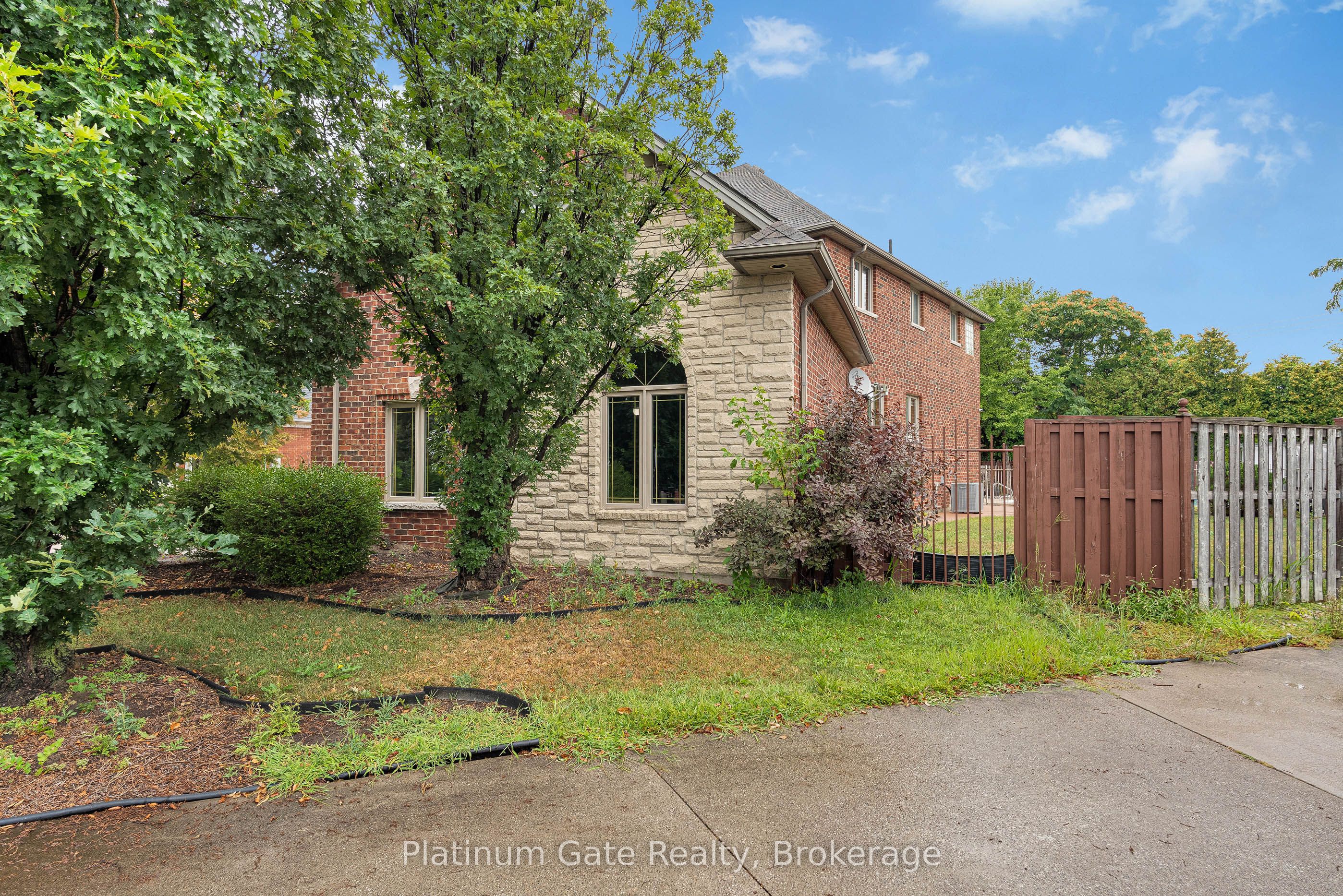150 Seymour Crescent, Lakeshore, ON N8N 4X9 photo 3