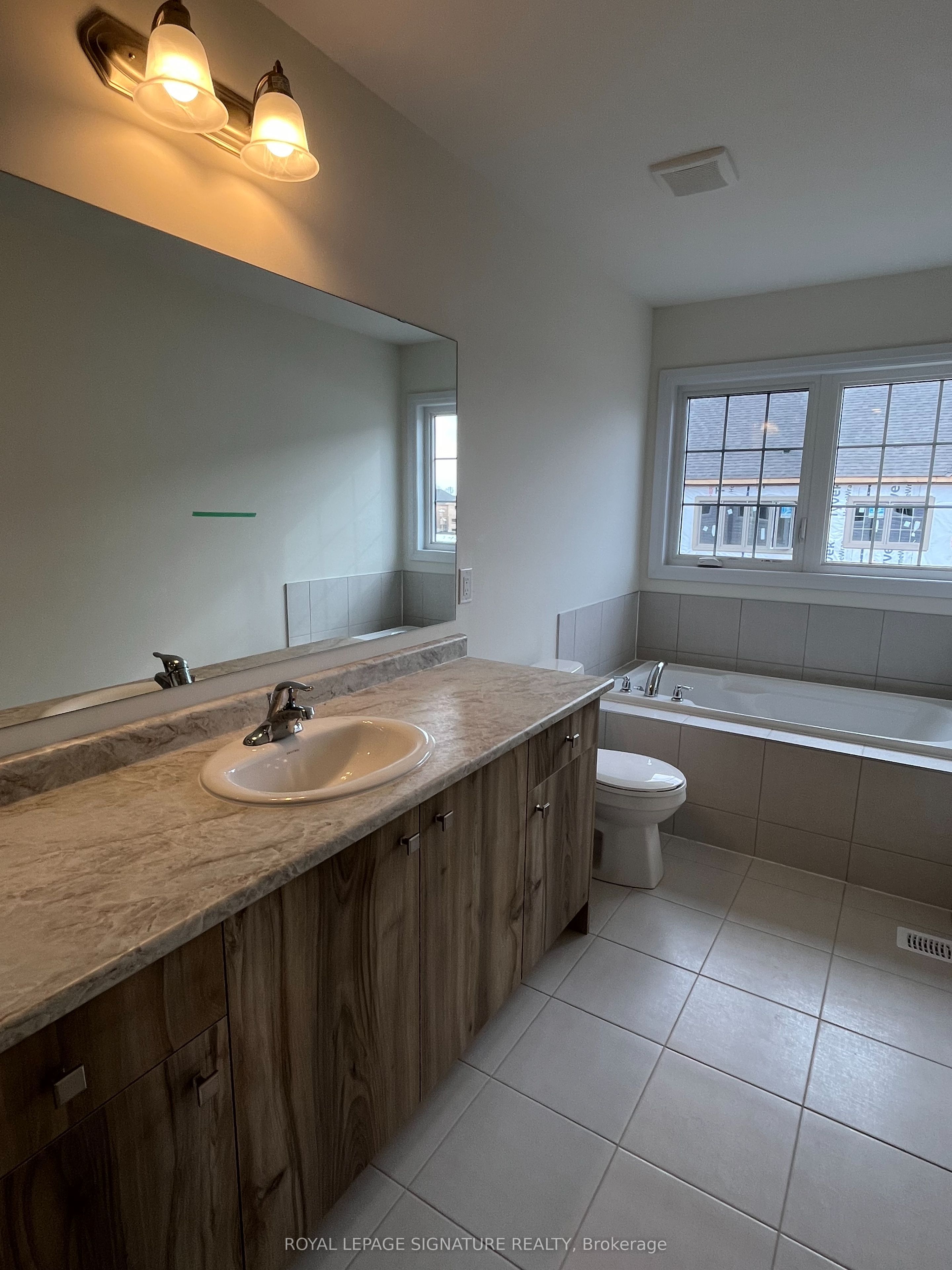 446 Adelaide Street, Wellington North, ON N0G 1A0 photo 5