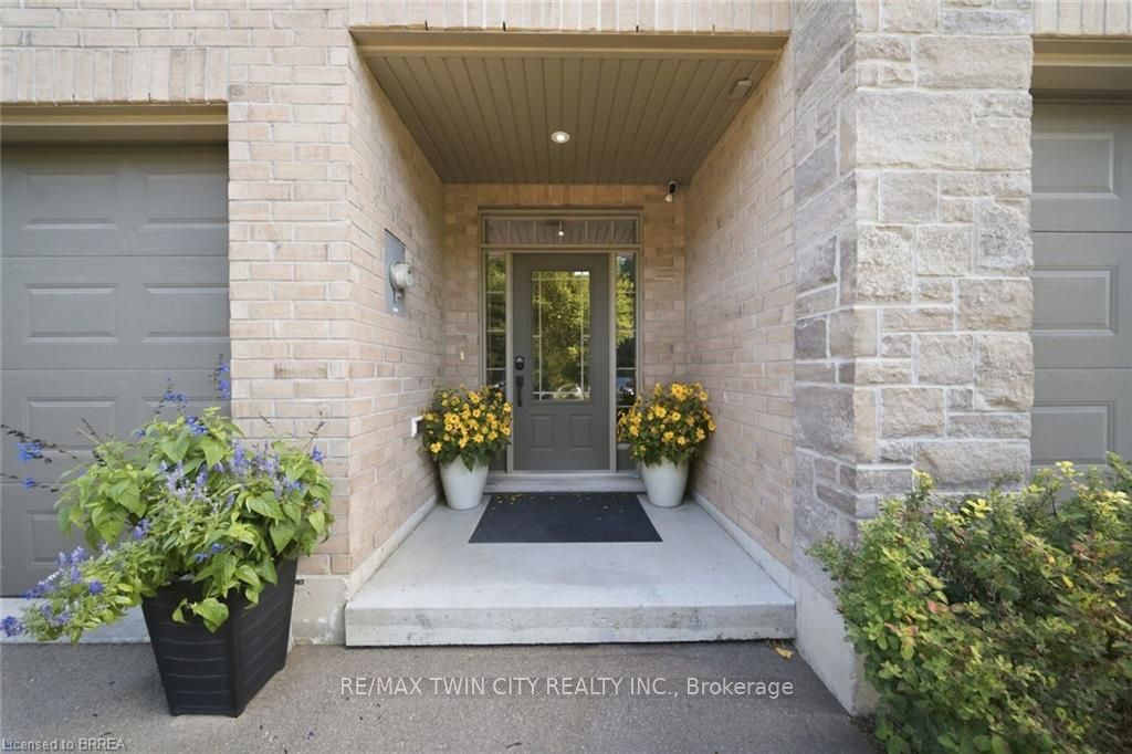 30 Balmoral Street 2, Brant, ON N3L 0C8 photo 5