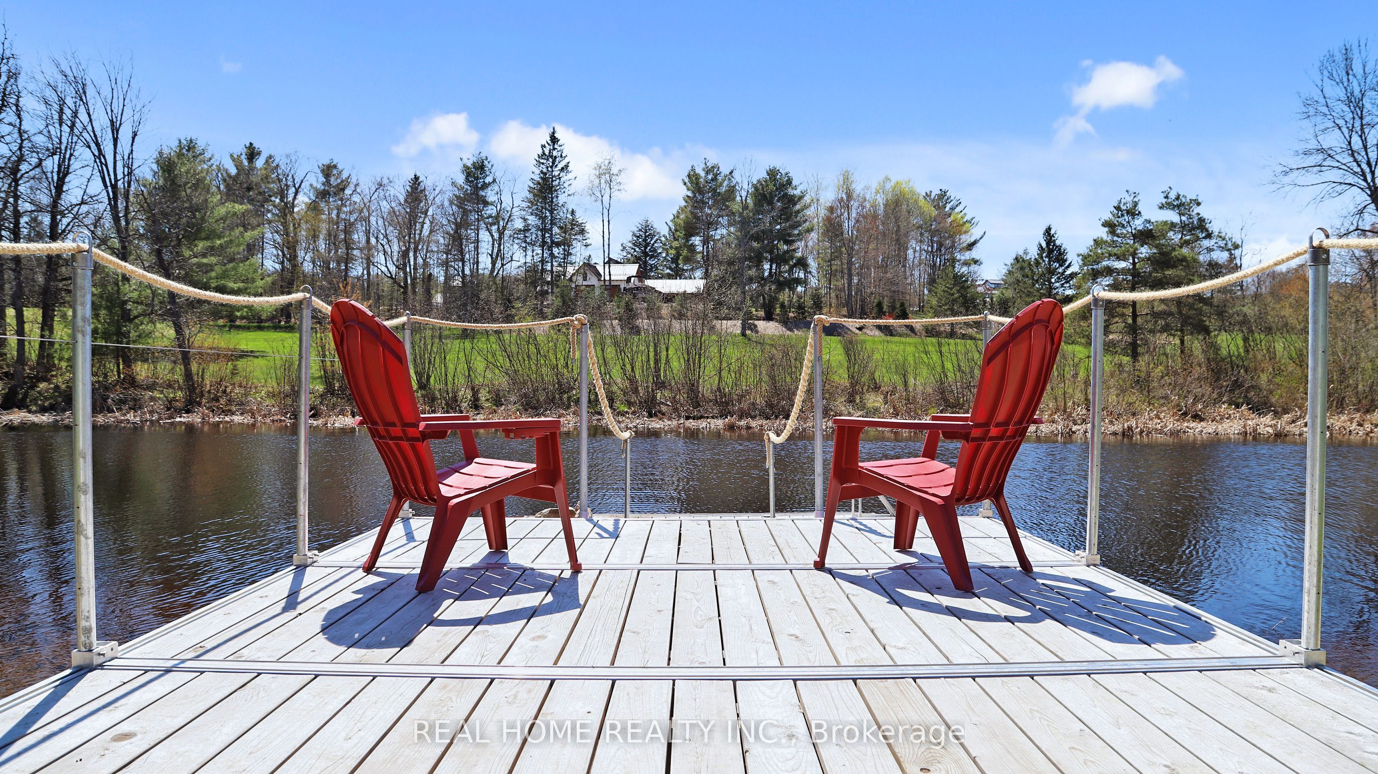 8 Knowles Crescent, Seguin, ON P0C 1J0 photo 2