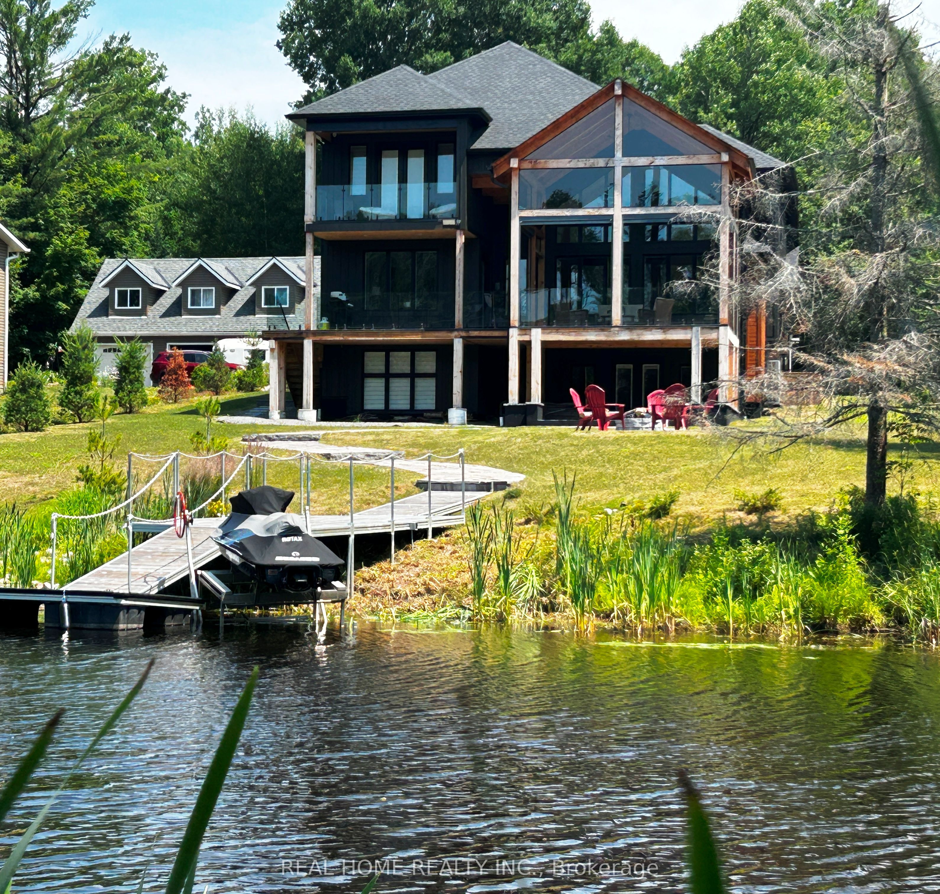 8 Knowles Crescent, Seguin, ON P0C 1J0 photo 3