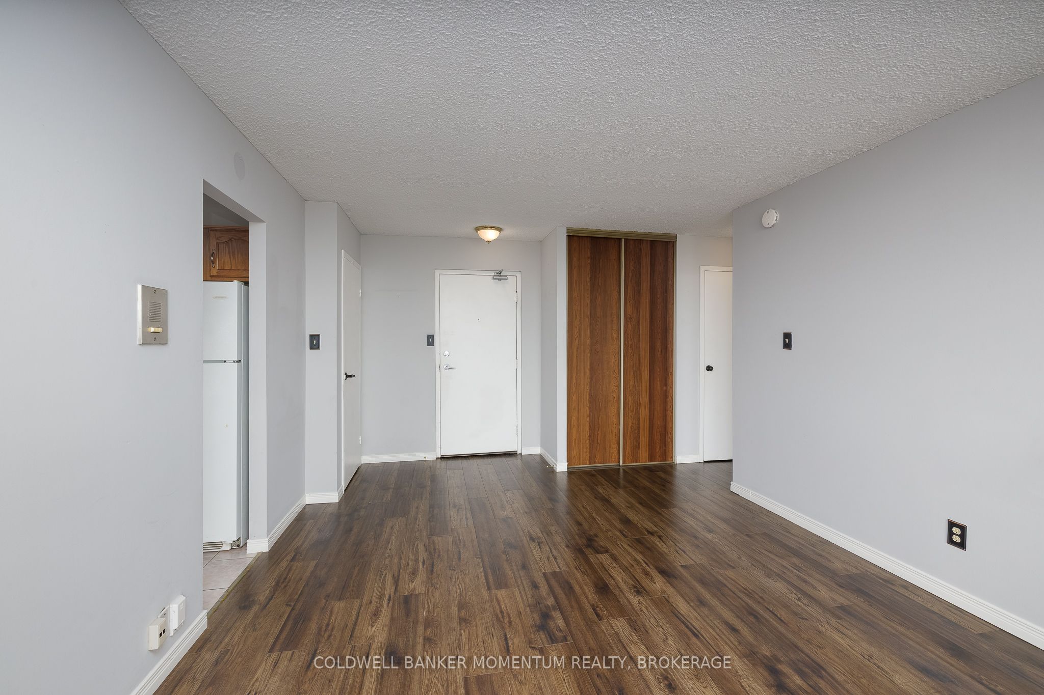 365 Geneva Street 1002, St. Catharines, ON L2N 5S7 photo 5