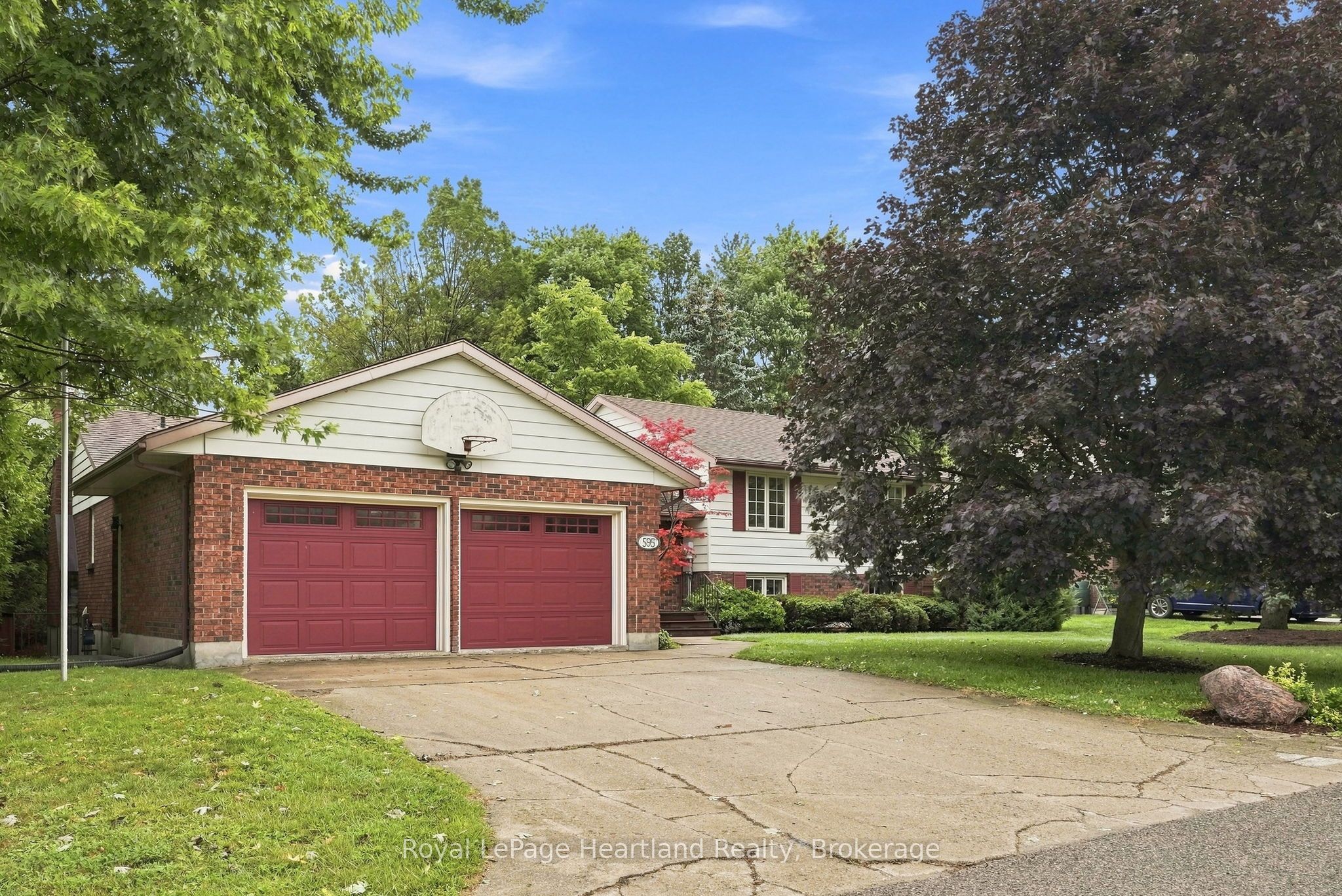 595 Inkerman Street W, North Perth, ON N4W 1C7 photo 2