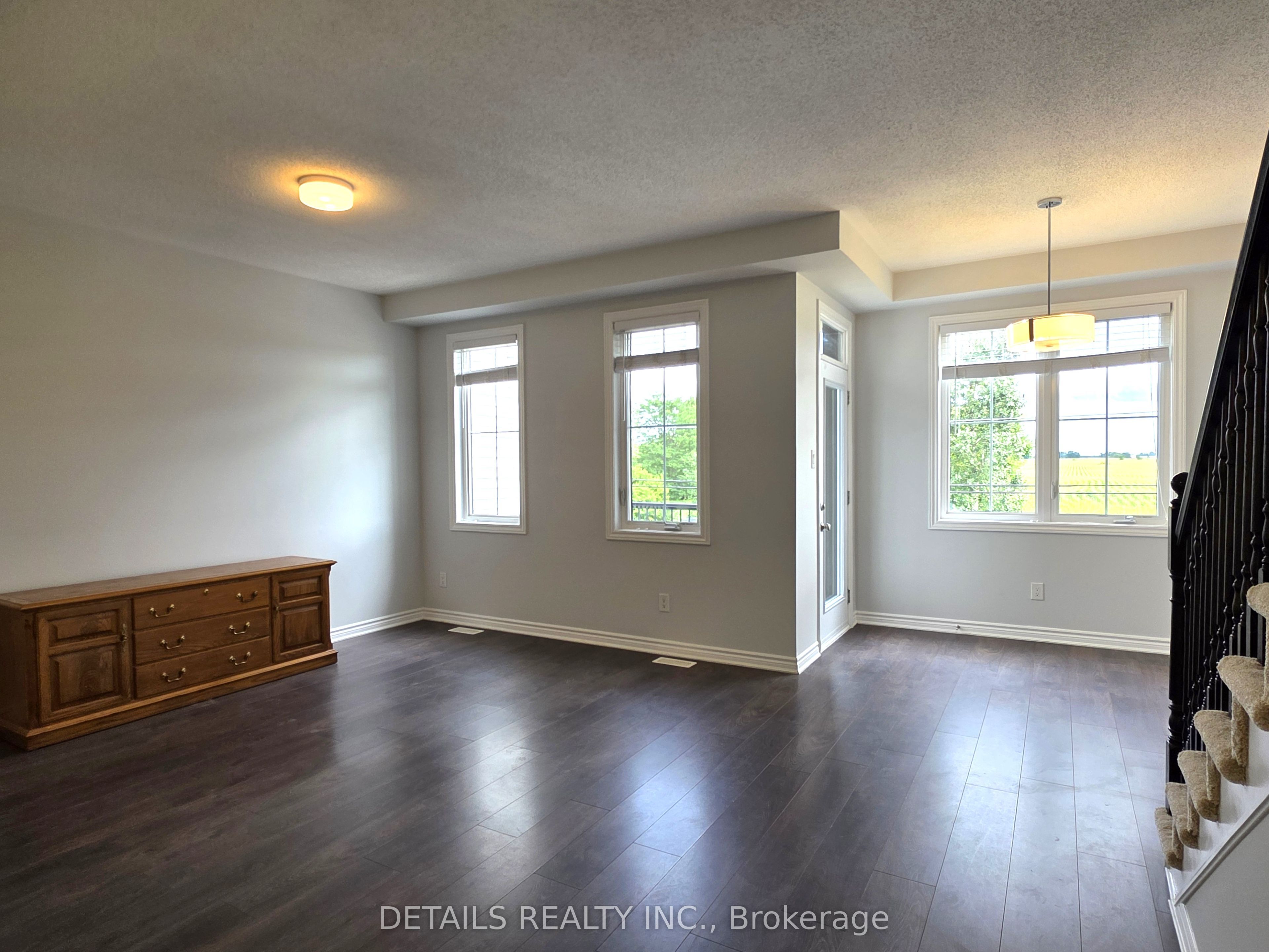 203 Hibernian Walk, Kanata, ON K2V 0R6 photo 4