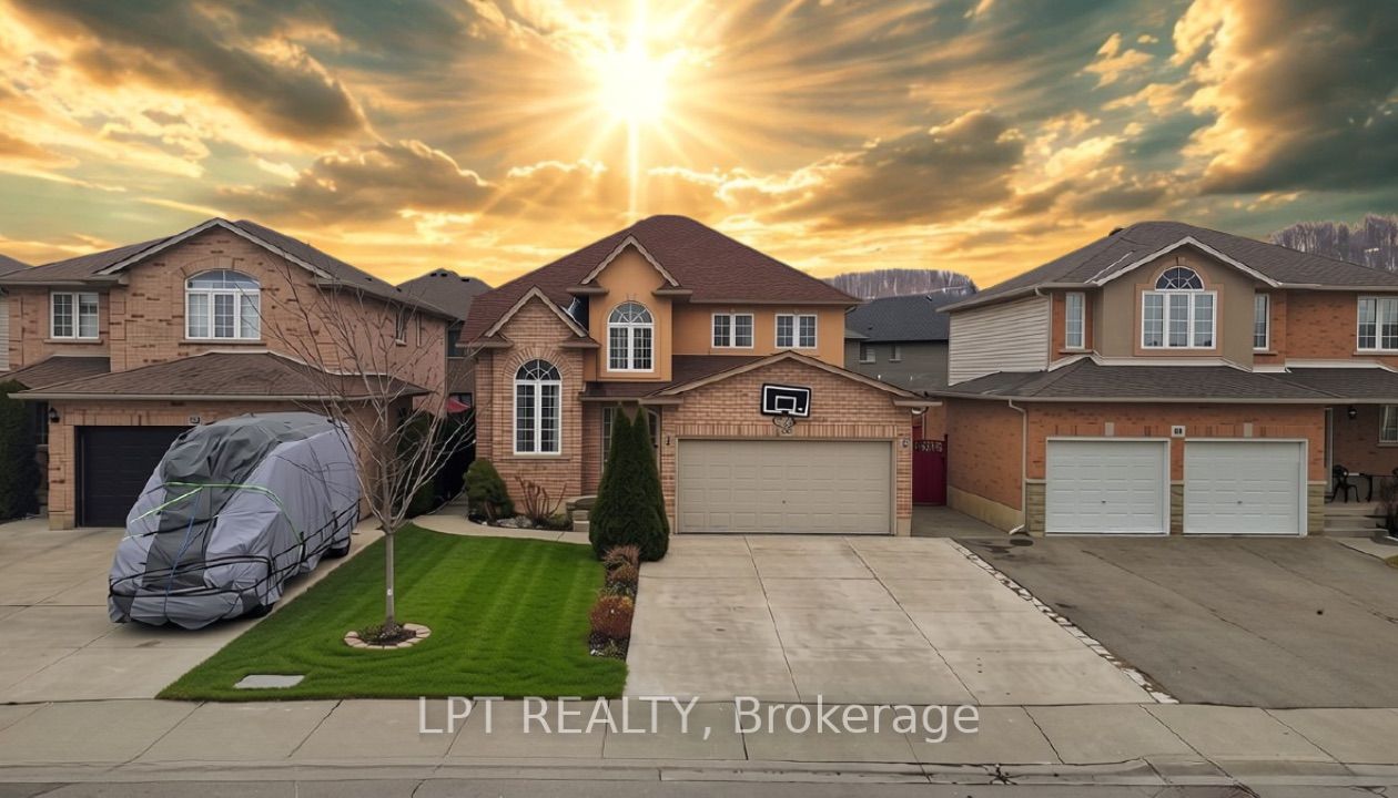 48 Nashville Circle, Hamilton, ON L8G 5H2