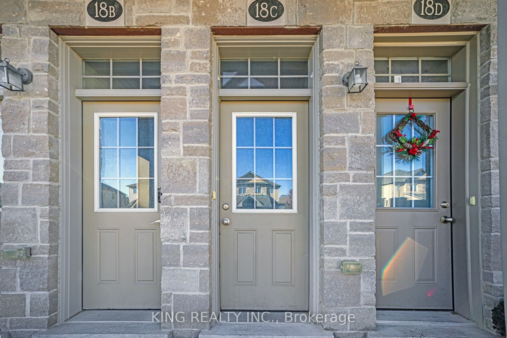 388 Old Huron Road 18 C, Kitchener, ON N2R 0J5 photo 4