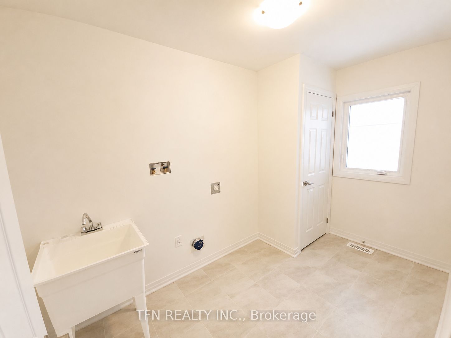 8 Wilmot Road, Brantford, ON N3T 0K8 photo 5