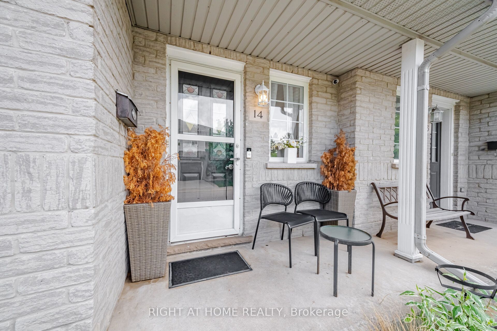 104 Frances Avenue 14, Hamilton, ON L8E 5X3 photo 3