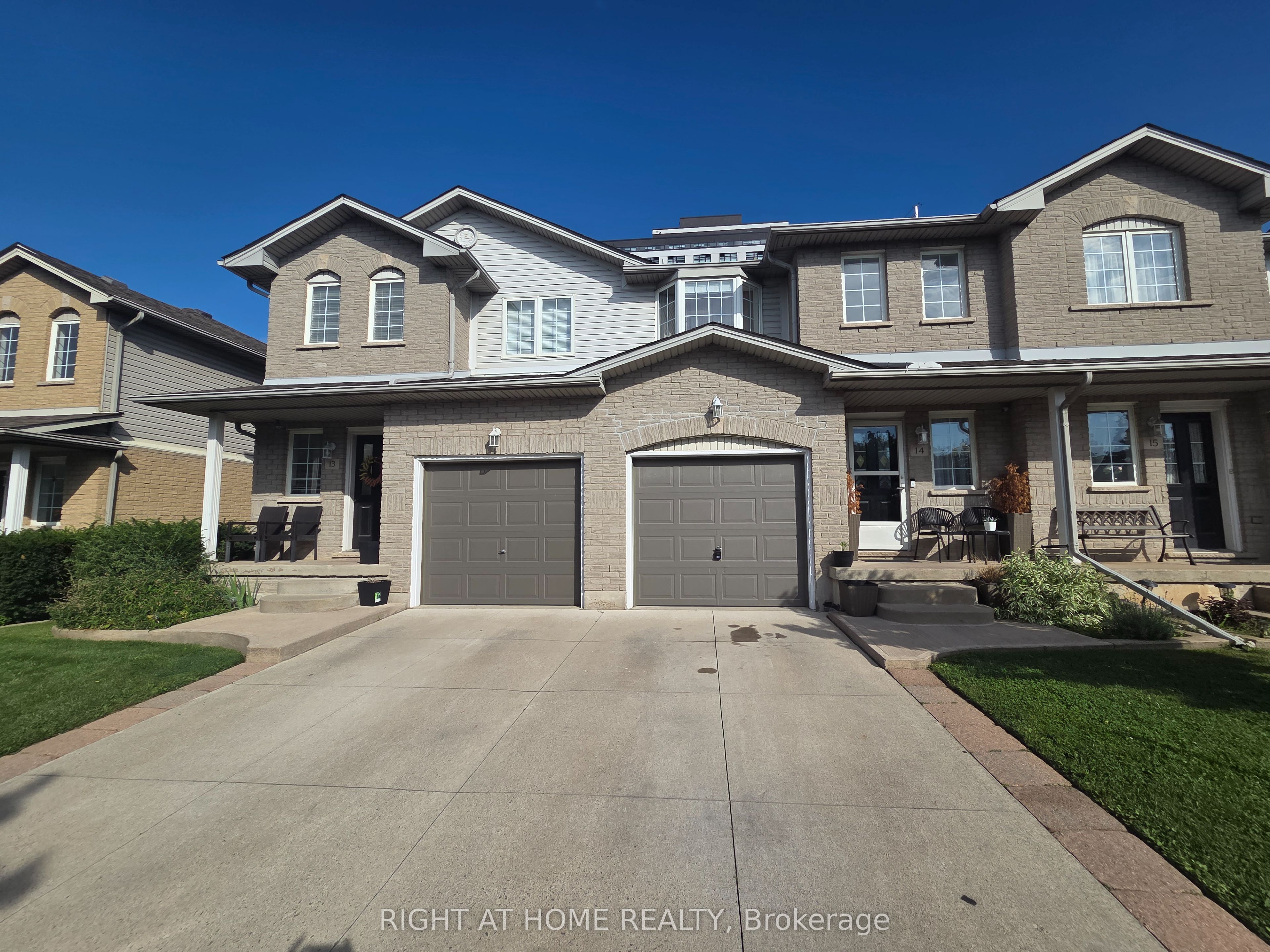 104 Frances Avenue 14, Hamilton, ON L8E 5X3 photo 4