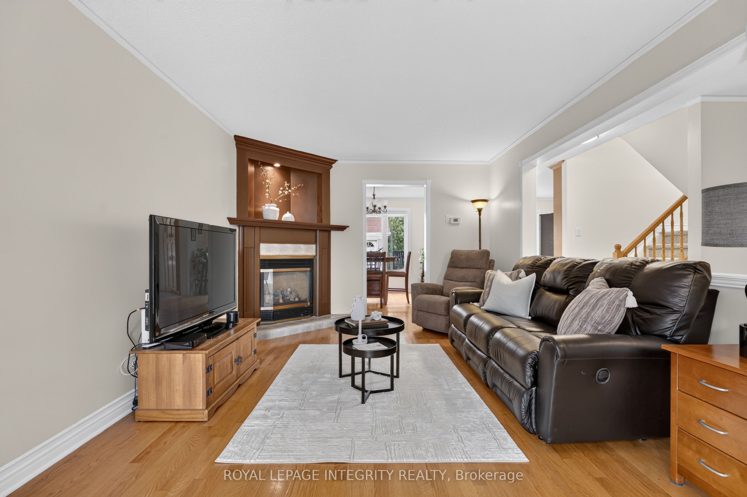 1692 Toulouse Crescent, Orleans - Convent Glen and Area, ON K1C 6K3 photo 4