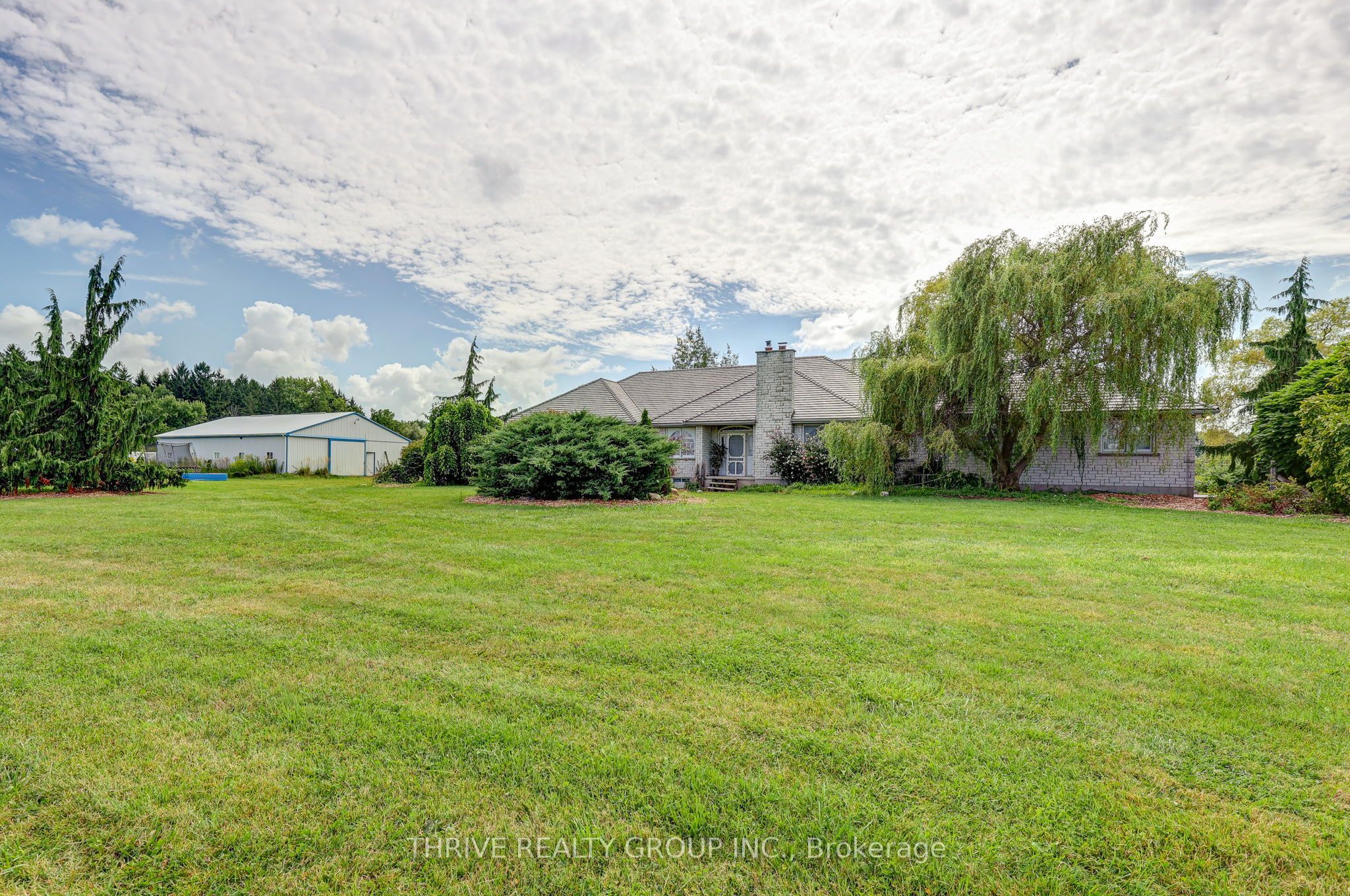 21217 Thames Road, Southwest Middlesex, ON N0L 1A0
