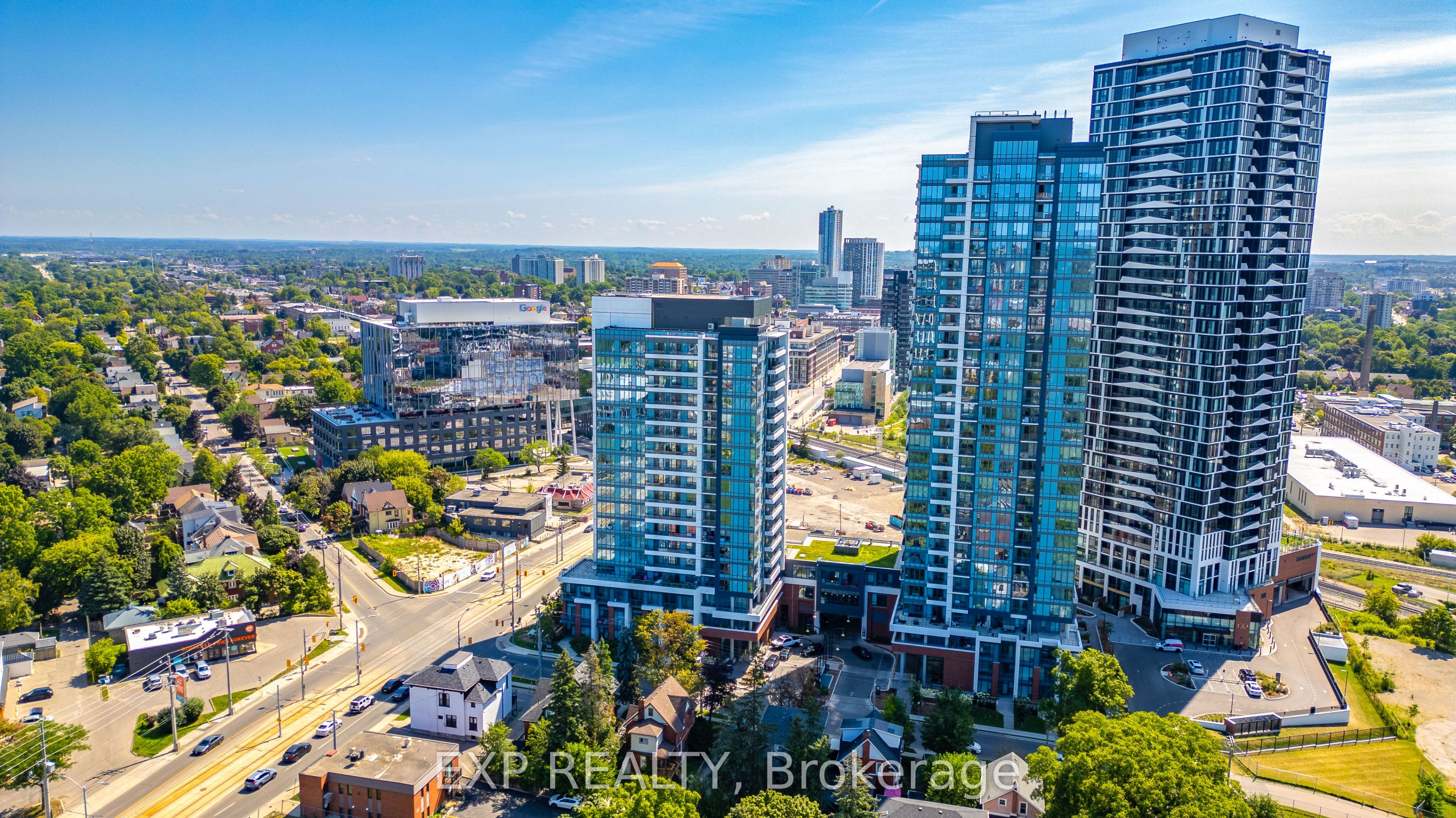 5 Wellington Street S 1011, Kitchener, ON N2G 1C7 photo 4