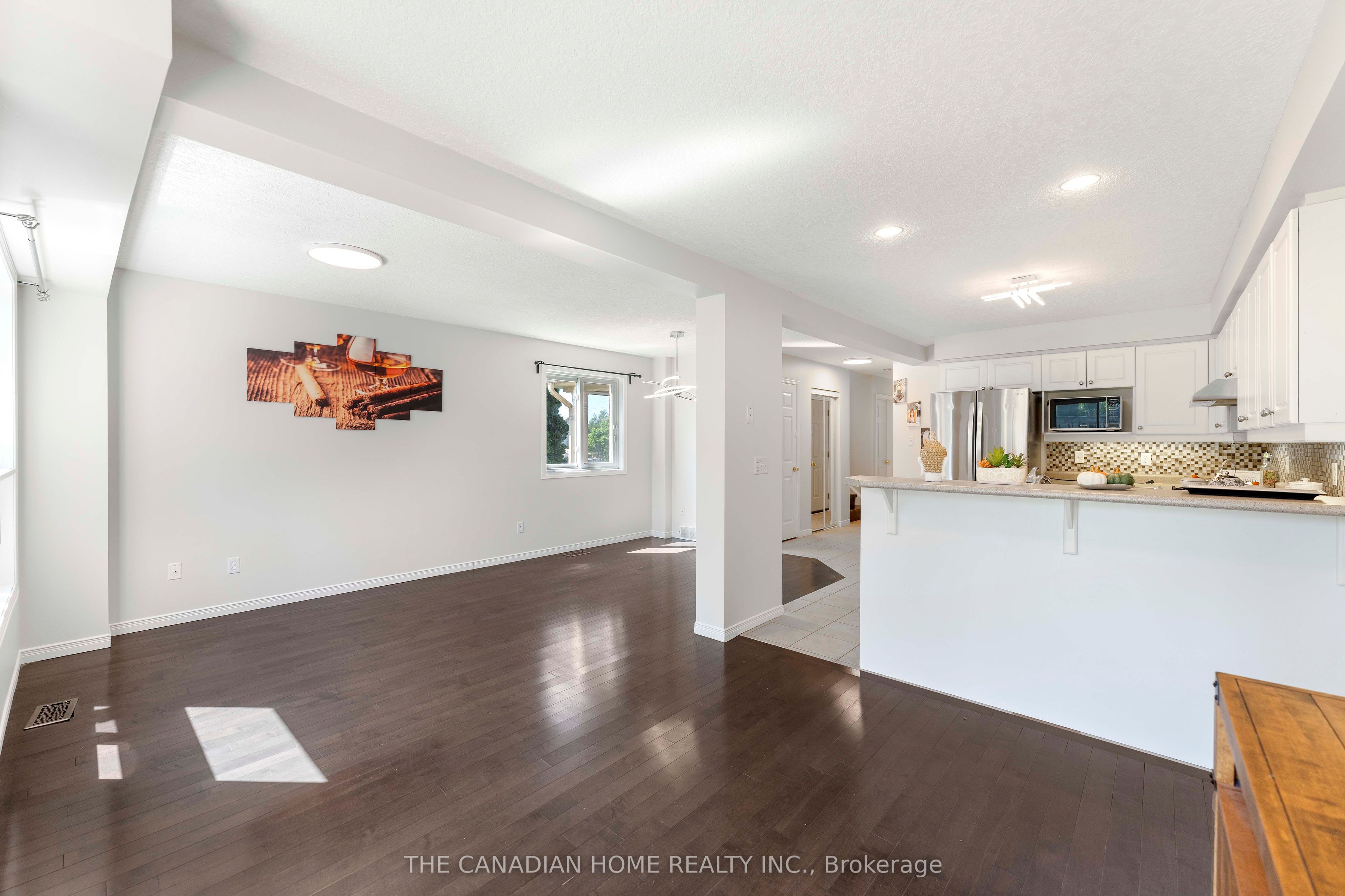 500 Robert Ferrie Drive, Kitchener, ON N2P 2T7 photo 5
