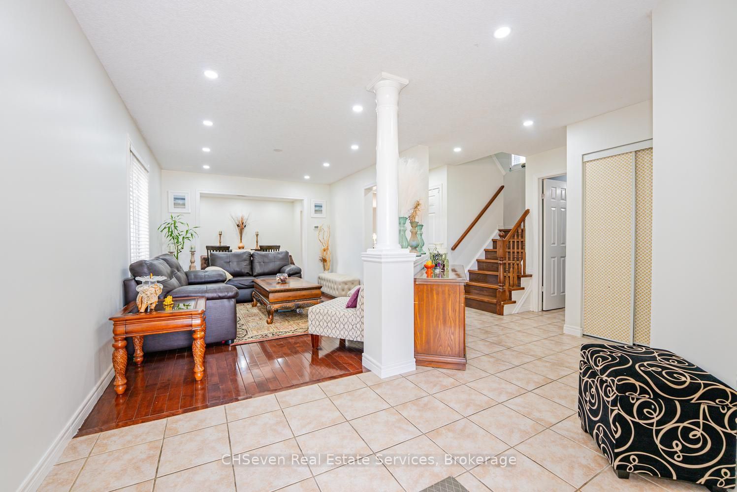373 Thomas Slee Drive, Kitchener, ON N2P 2X5 photo 4