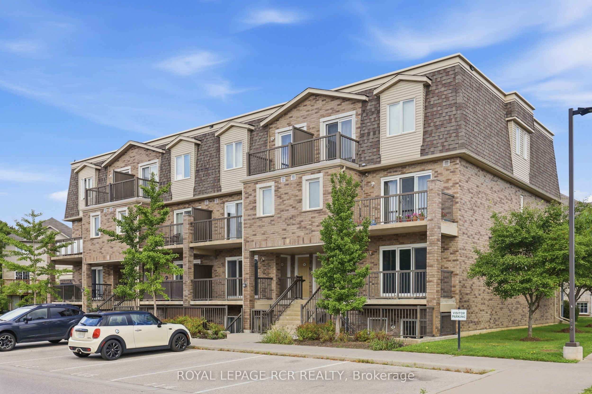 35 MOUNTFORD Drive 25, Guelph, ON N1E 0G6