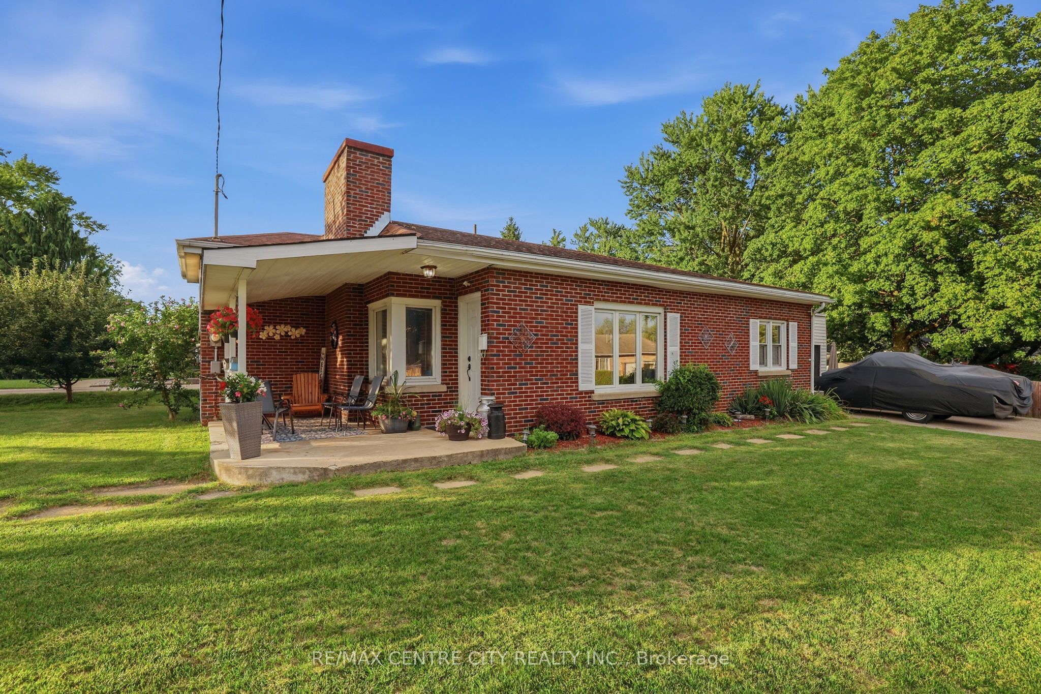 438 Forest Lawn Avenue, London East, ON N5V 1T1 photo 3