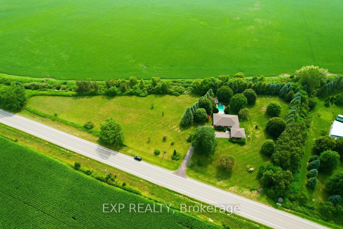23401 Melbourne Road, Southwest Middlesex, ON N0L 1A0 photo 2