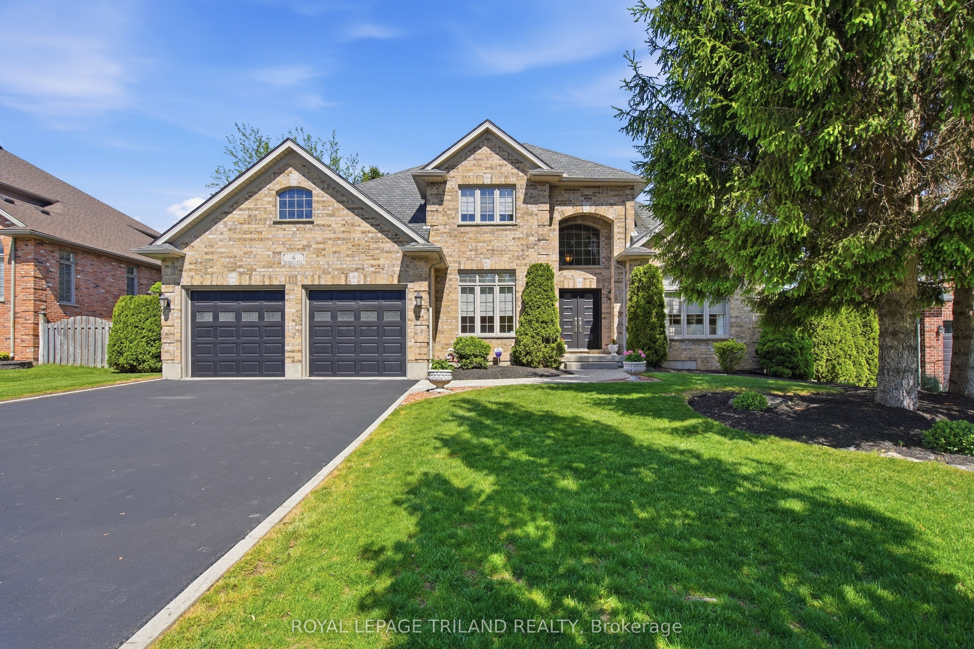 4 Baron Crescent, Middlesex Centre, ON N0L 1R0 photo 2
