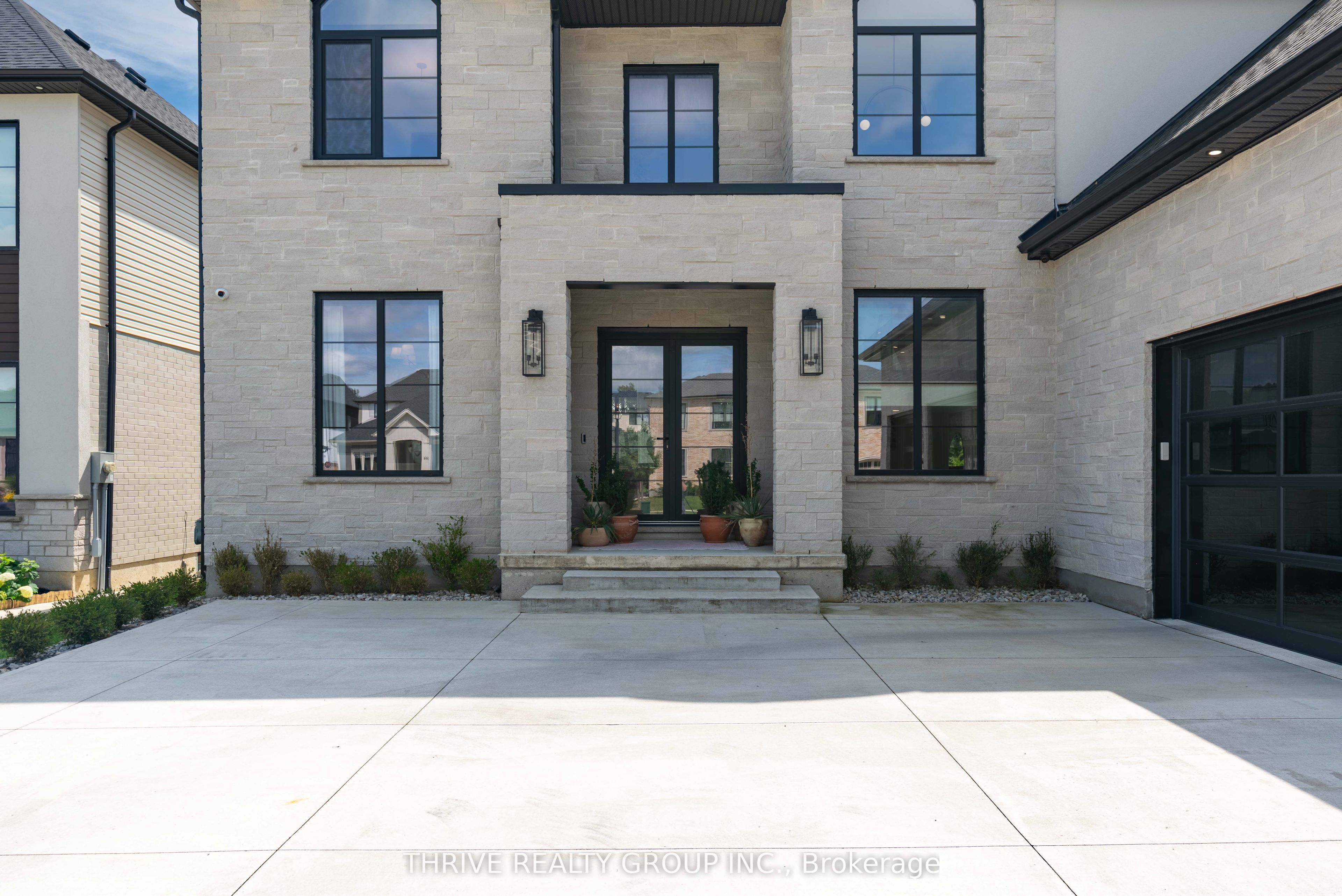 365 MANHATTAN Drive, London South, ON N6K 0L5 photo 3