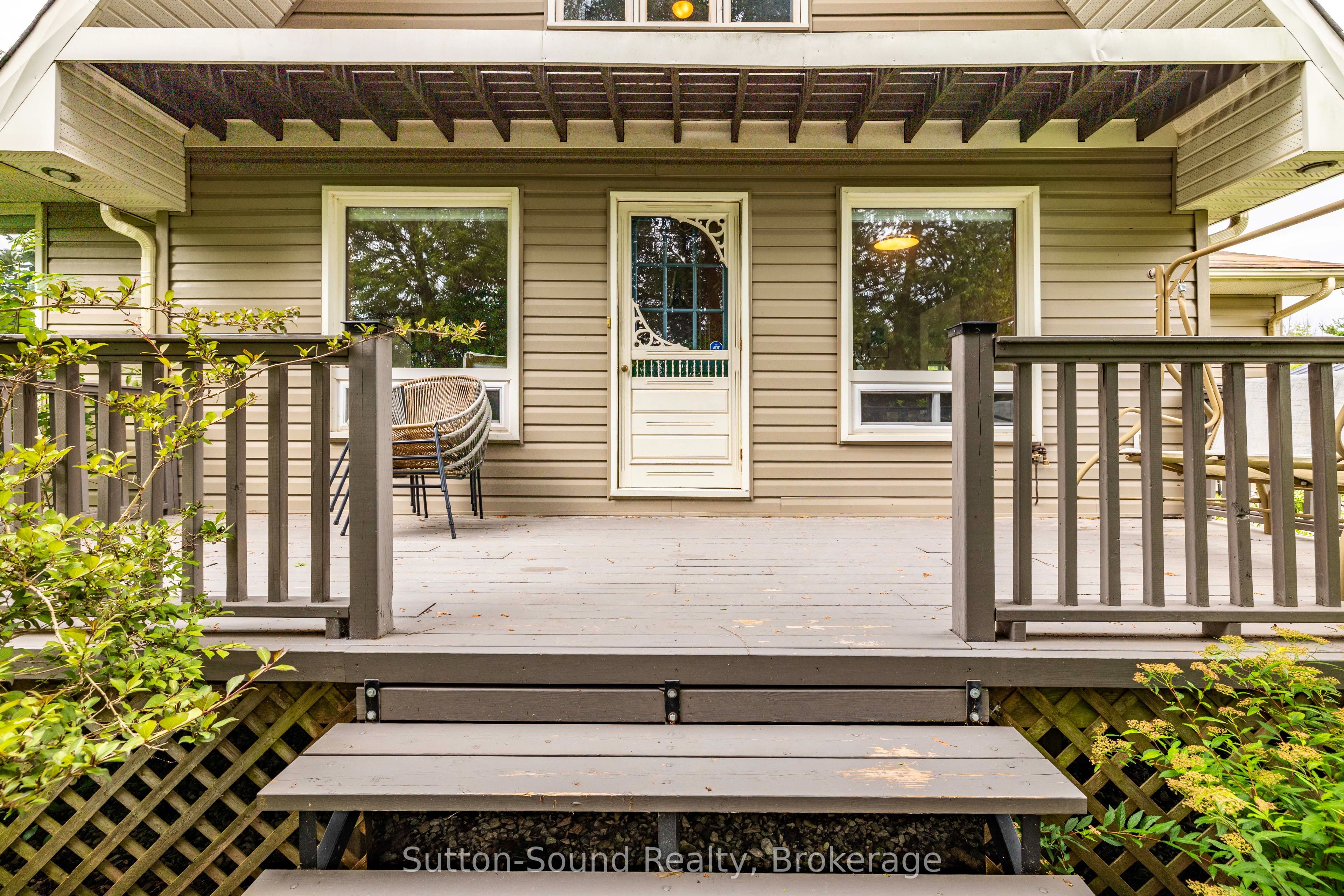 444 Balmy Beach Road, Georgian Bluffs, ON N4K 5N4 photo 2