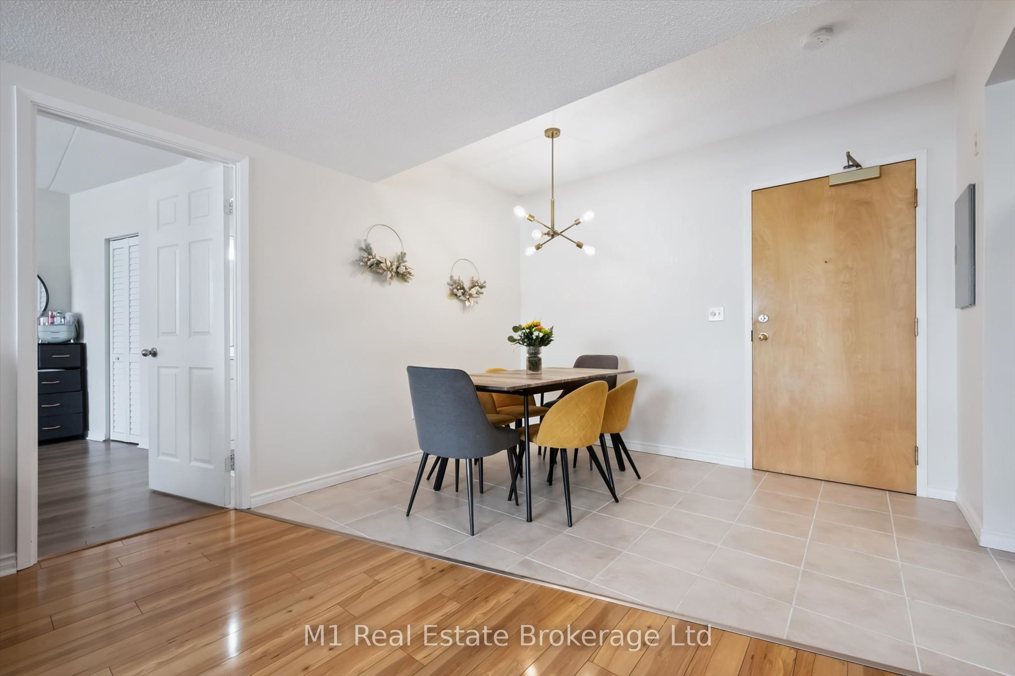 105 Bagot Street 208, Guelph, ON N1H 8H4 photo 4