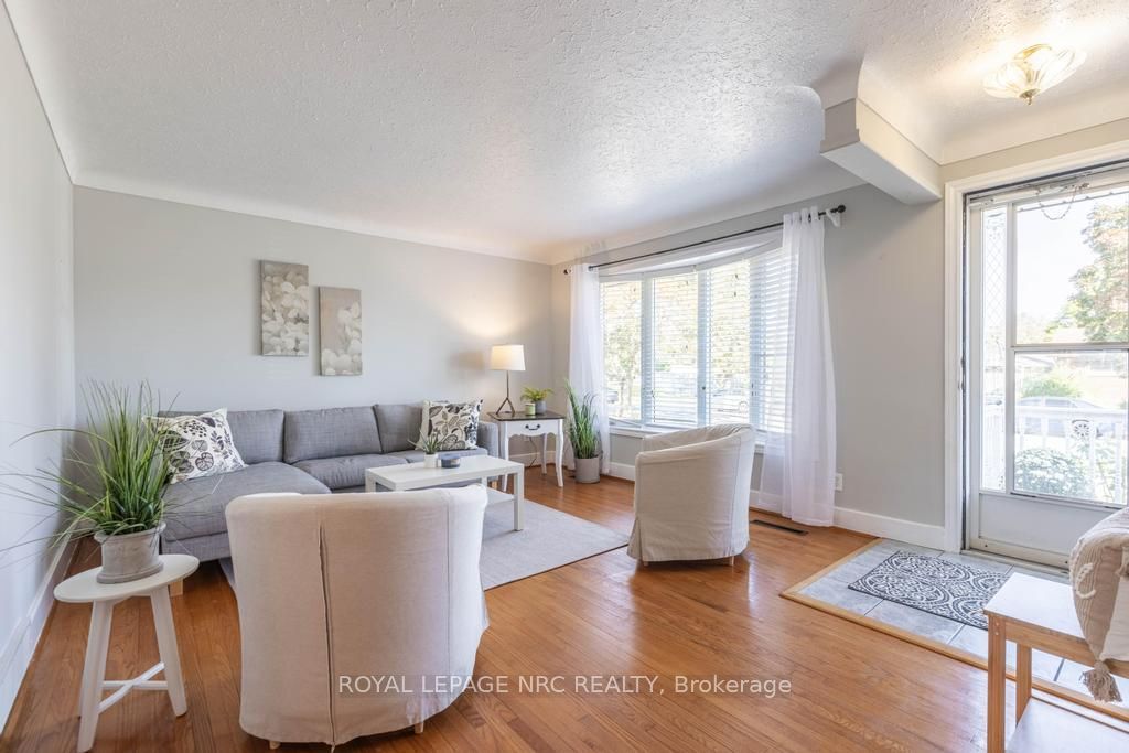 10 Ridgeview Avenue, St. Catharines, ON L2M 6B3 photo 2