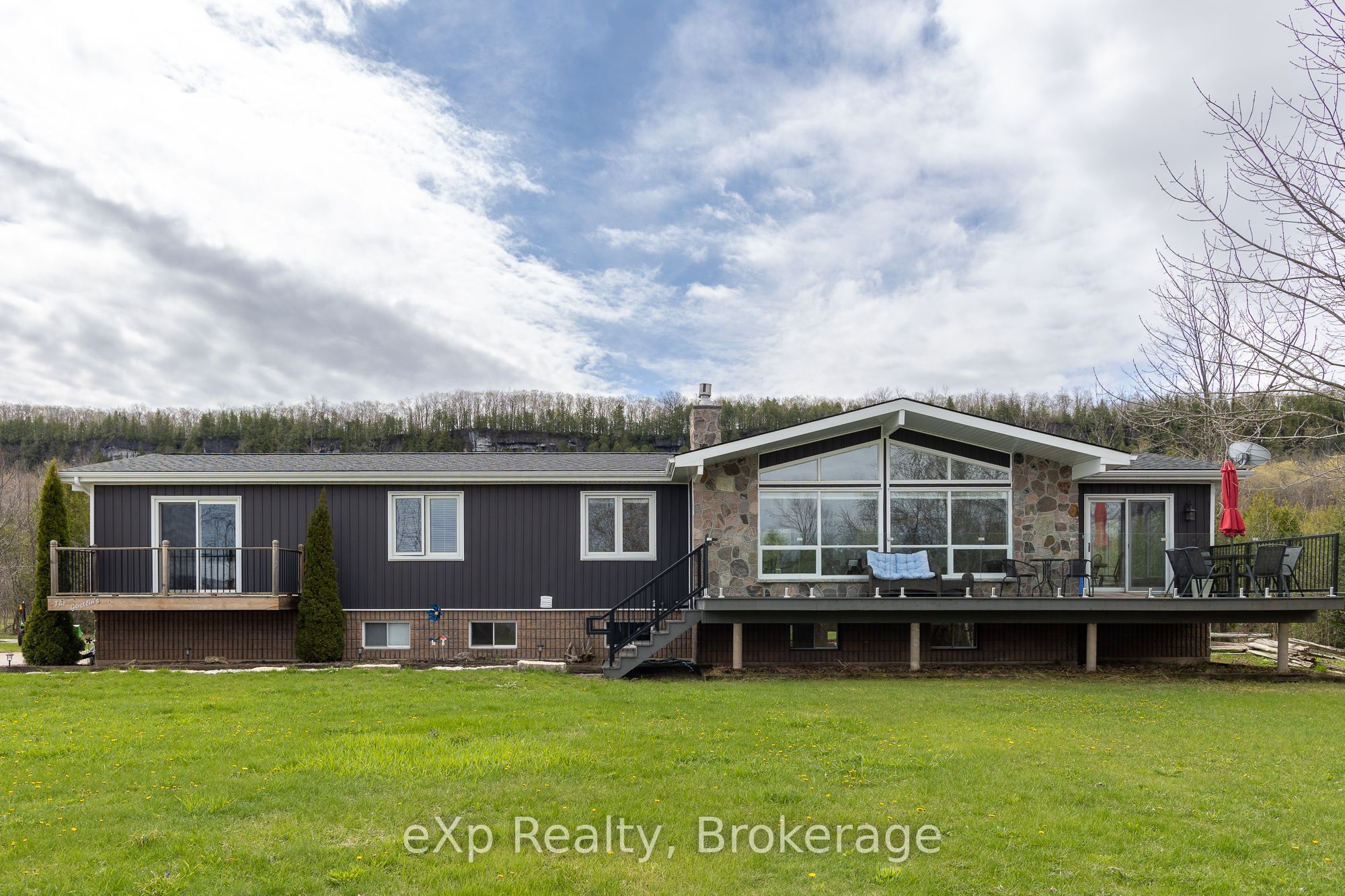 502754 Grey Road 1, Georgian Bluffs, ON N0H 2T0 photo 3