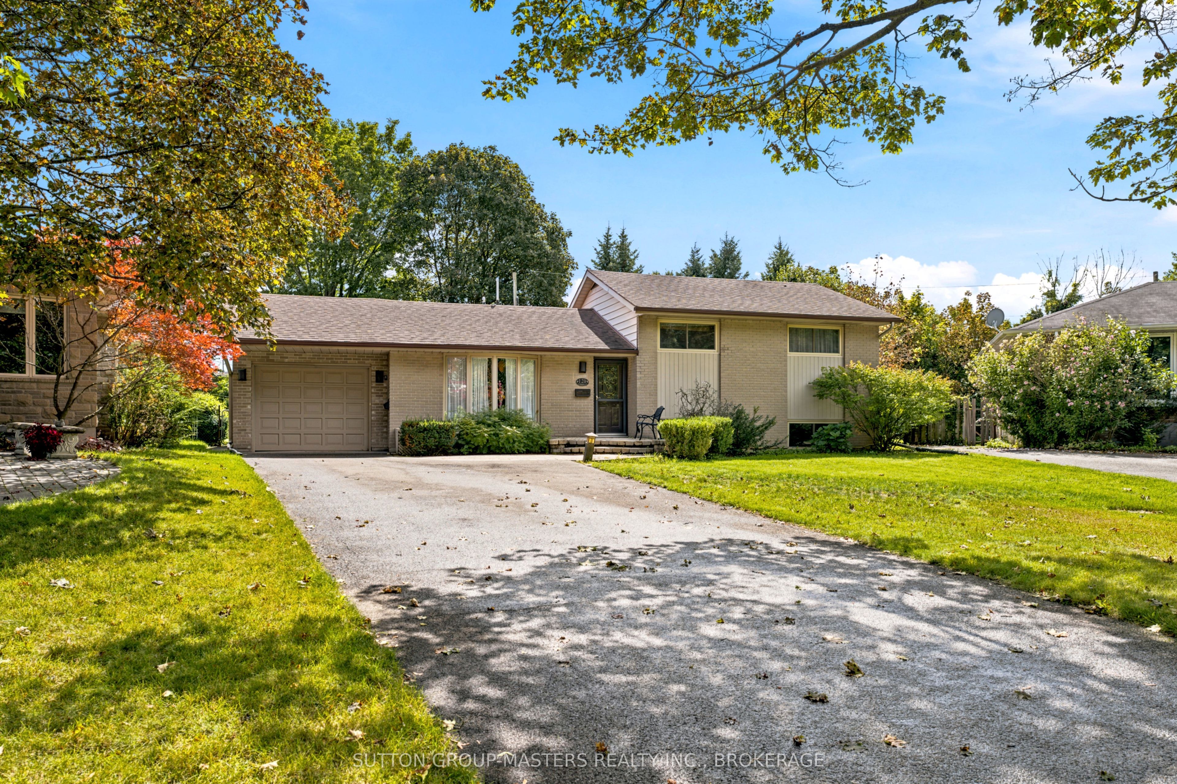 120 Liddell Crescent, Kingston, ON K7M 2T6