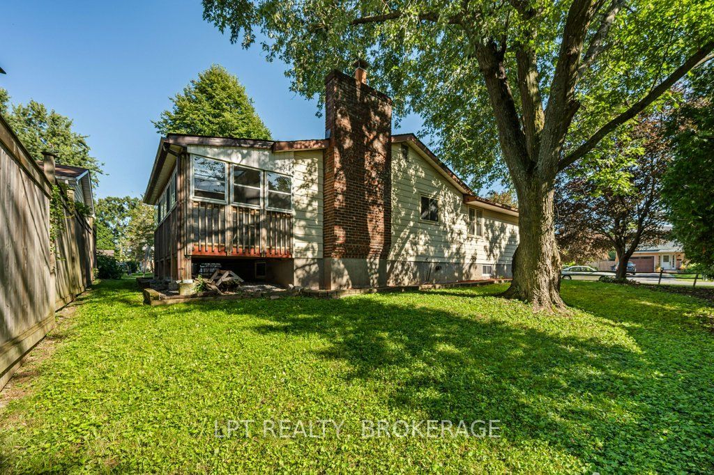 785 Allum Avenue, Kingston, ON K7M 7A3 photo 3
