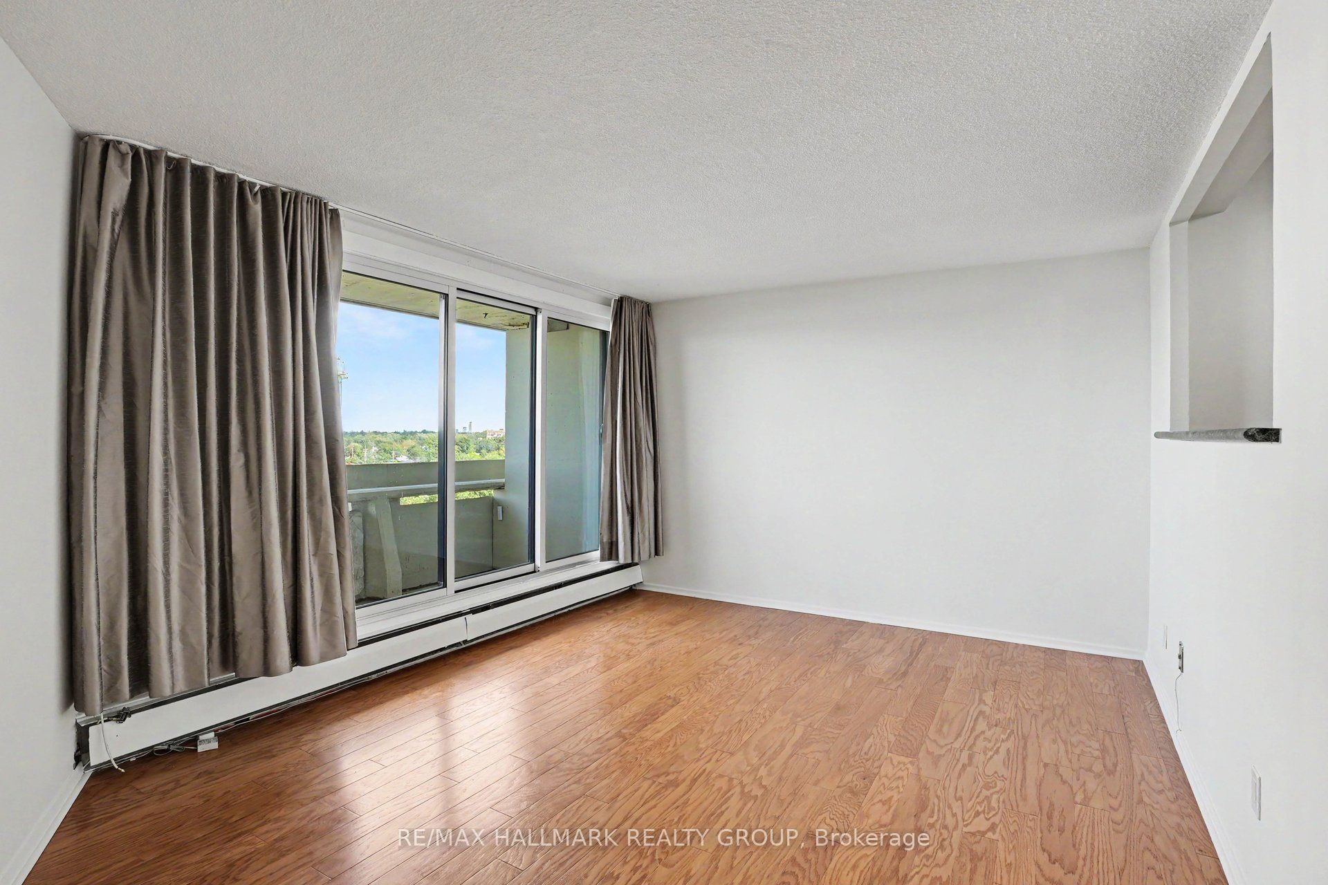 1171 Ambleside Drive 1112, Woodroffe, ON K2B 8E1 photo 3