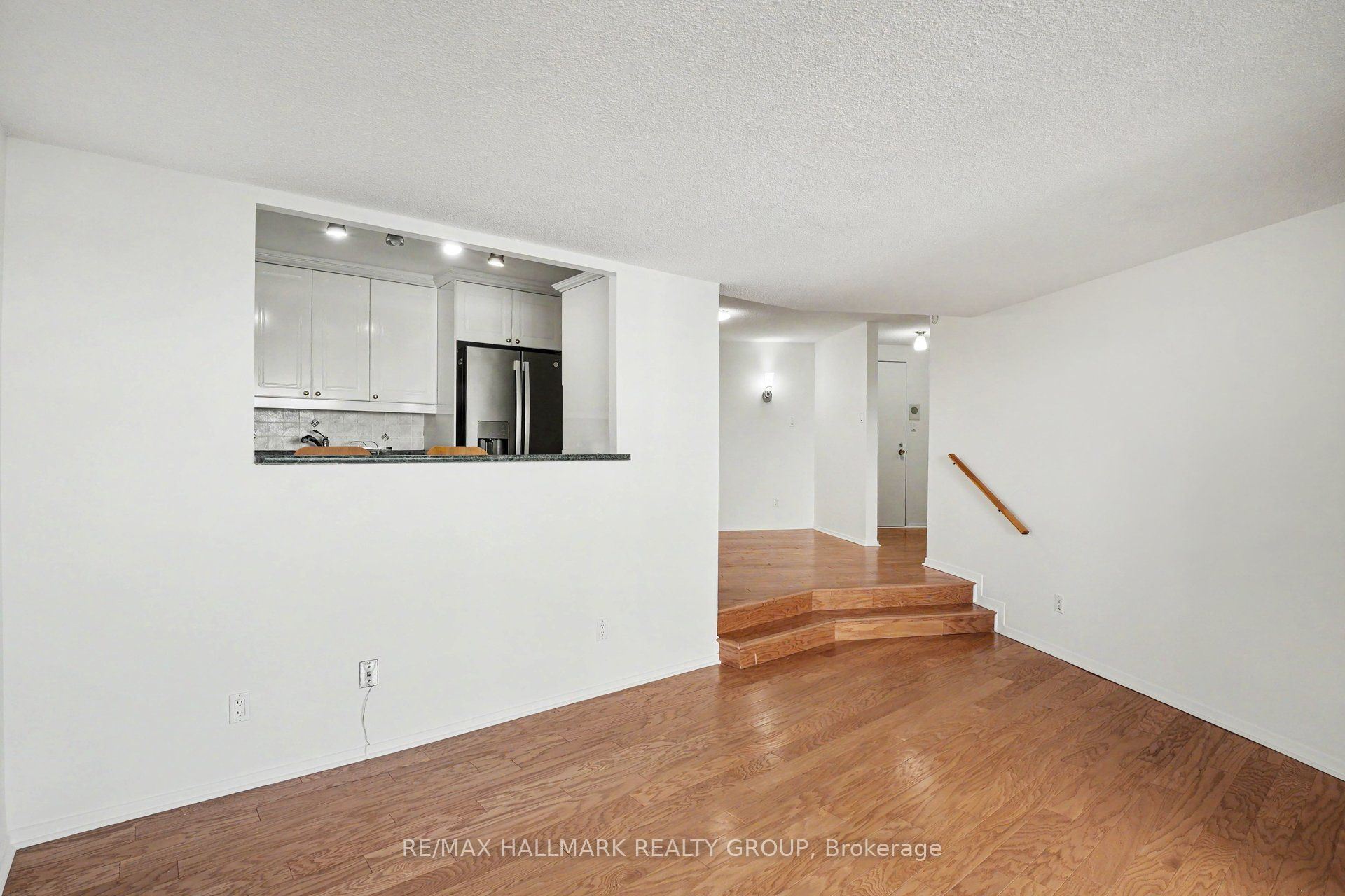 1171 Ambleside Drive 1112, Woodroffe, ON K2B 8E1 photo 5