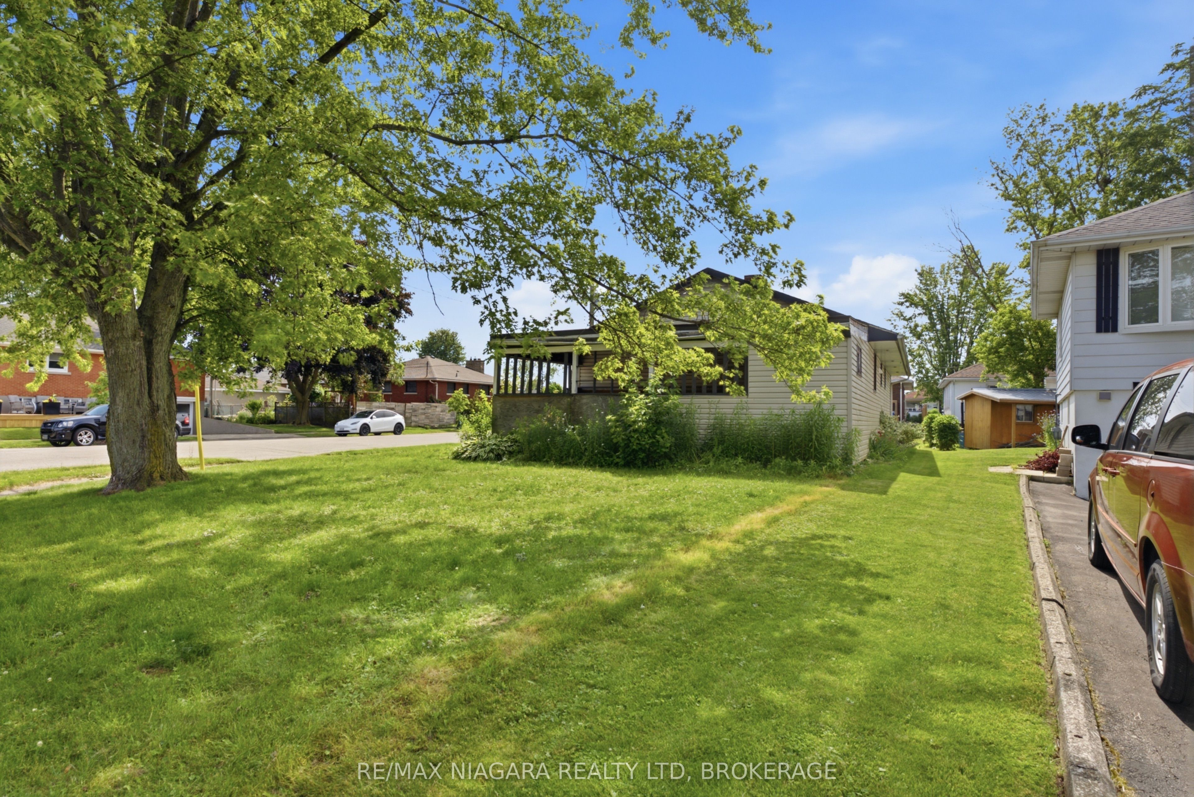 143 North Crescent, Port Colborne, ON L3K 2X6 photo 3
