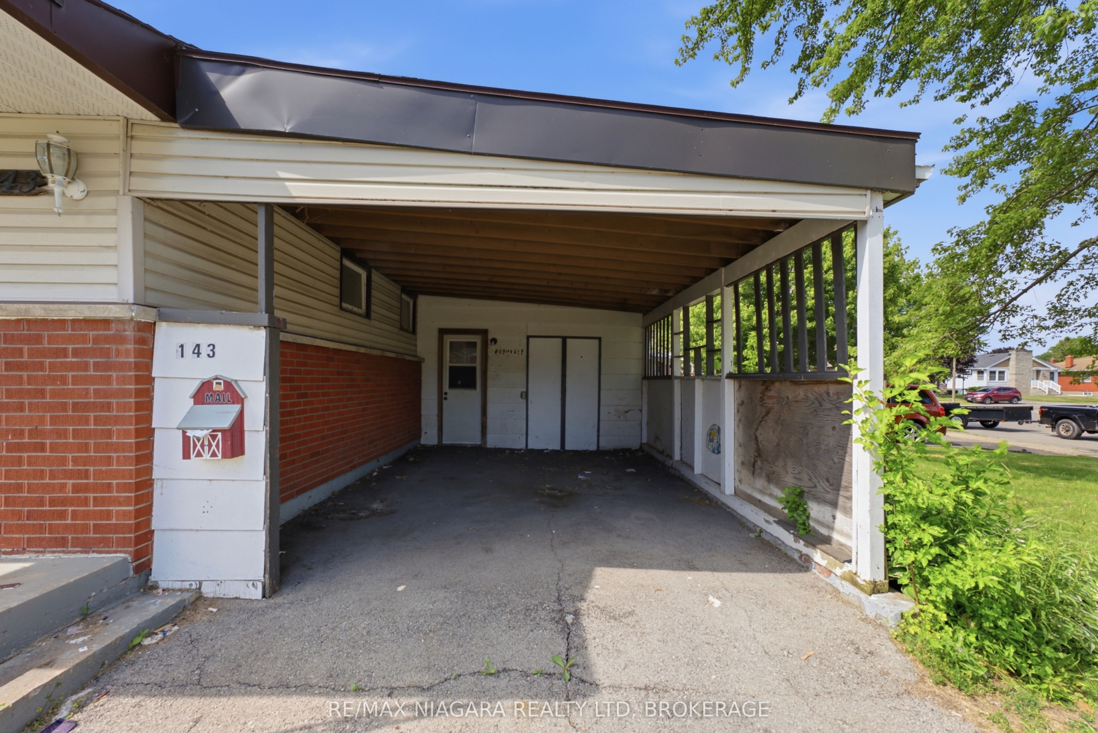 143 North Crescent, Port Colborne, ON L3K 2X6 photo 4