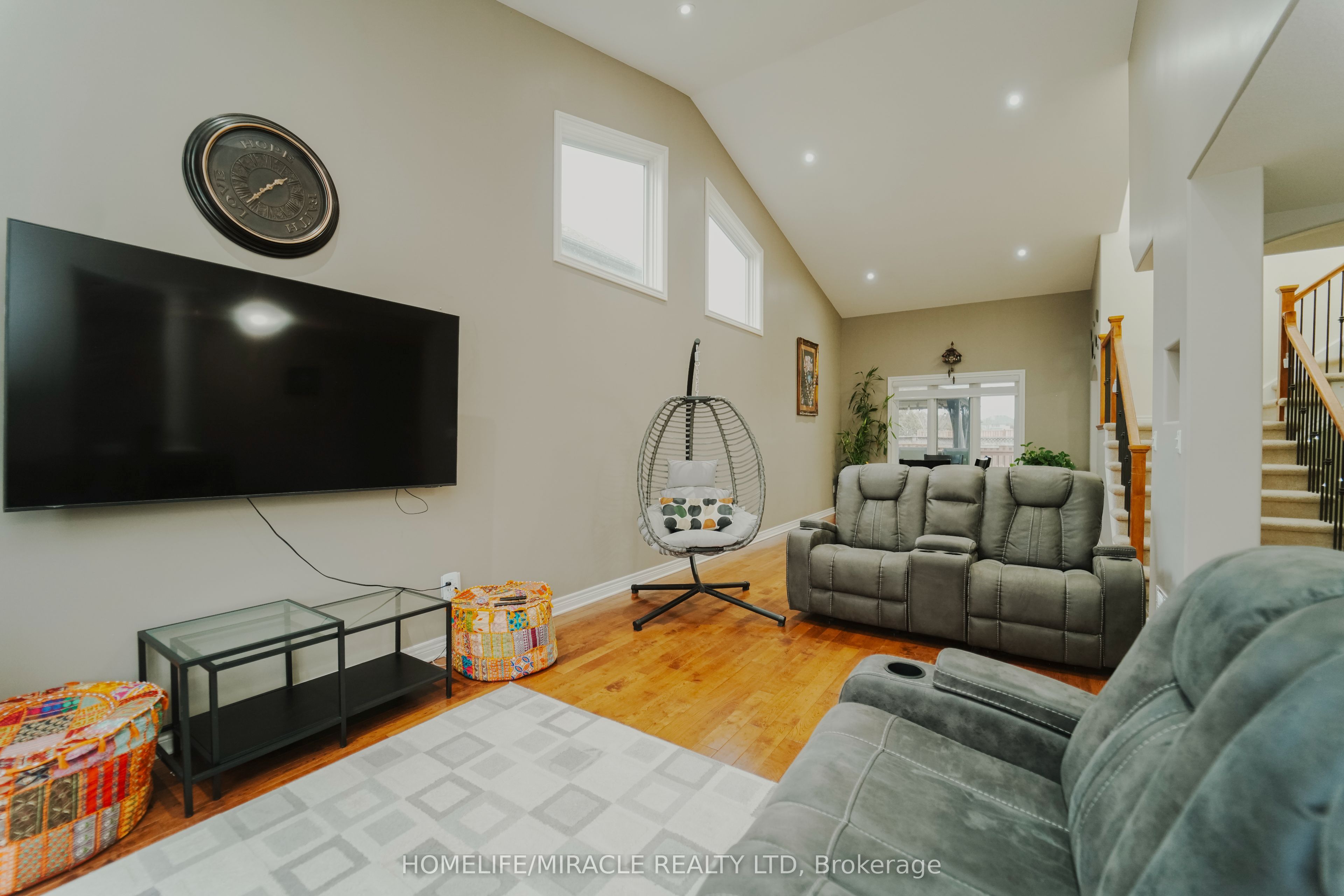 6978 Shannon Drive, Niagara Falls, ON L2H 3N7 photo 4