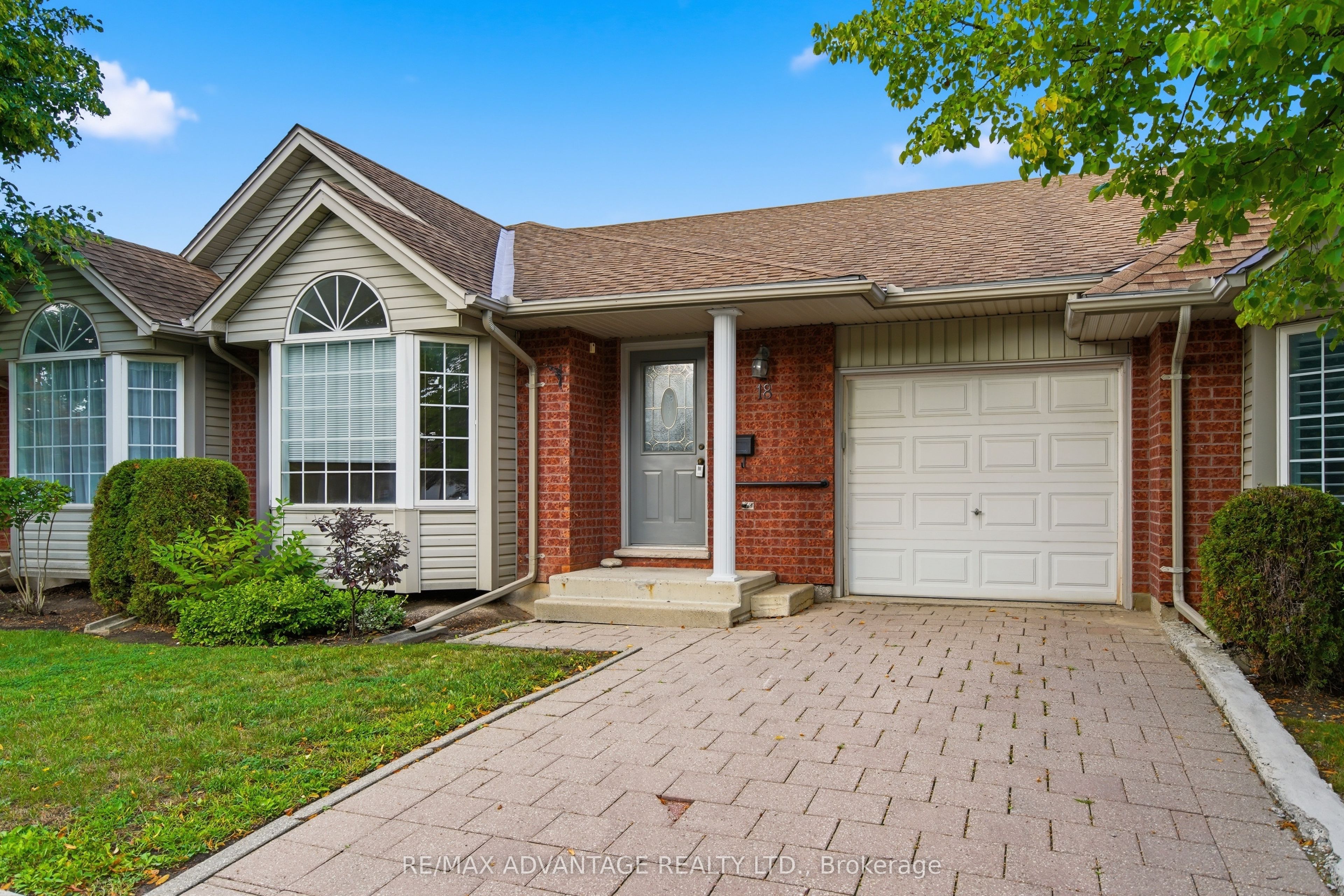 122 Sherwood Forest Square 18, London North, ON N6G 5G8 photo 3