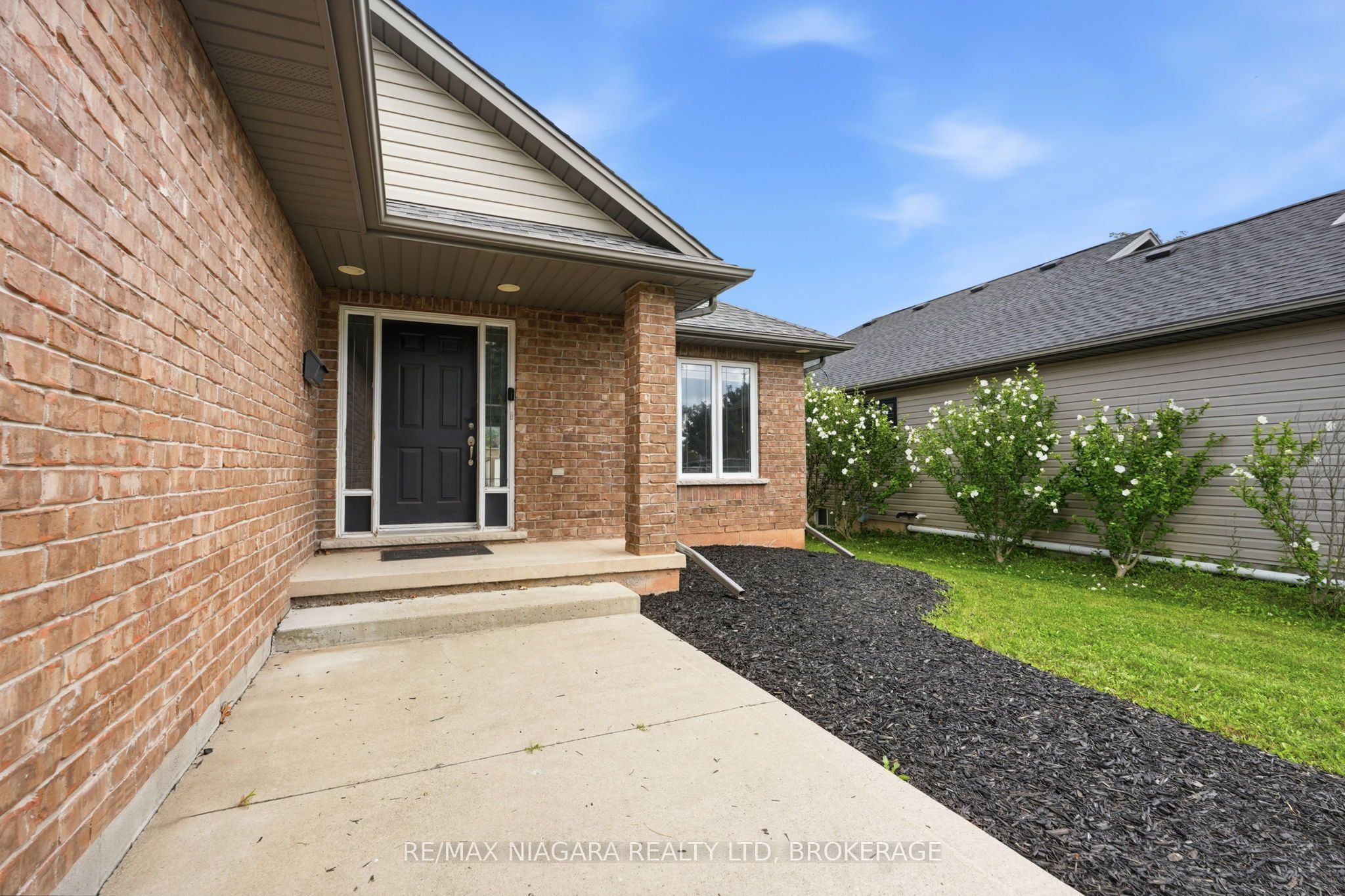 262 Draper's Street, Welland, ON L3C 7N2 photo 3