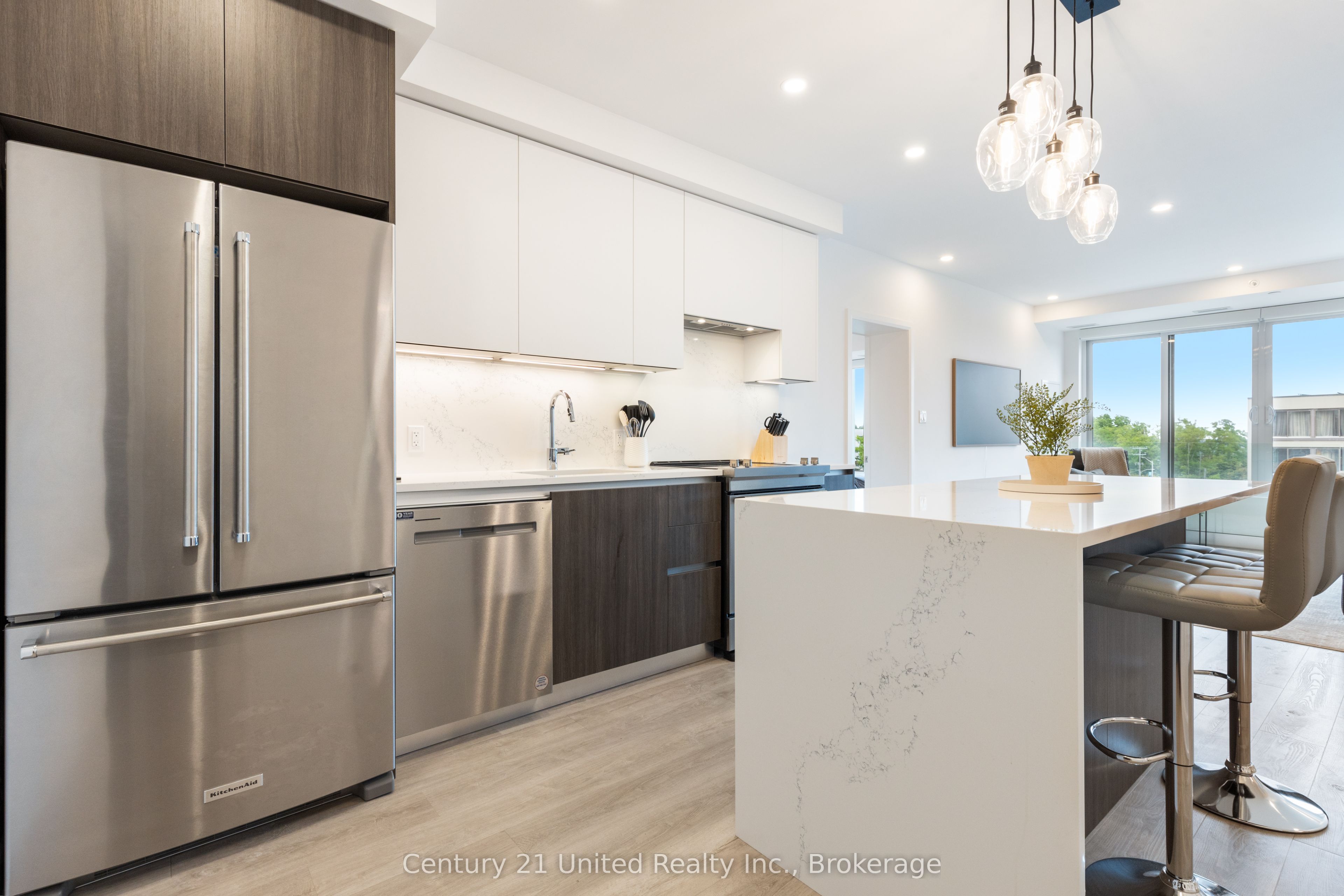 195 Hunter Street E 705, Peterborough, ON K9H 1G9 photo 3