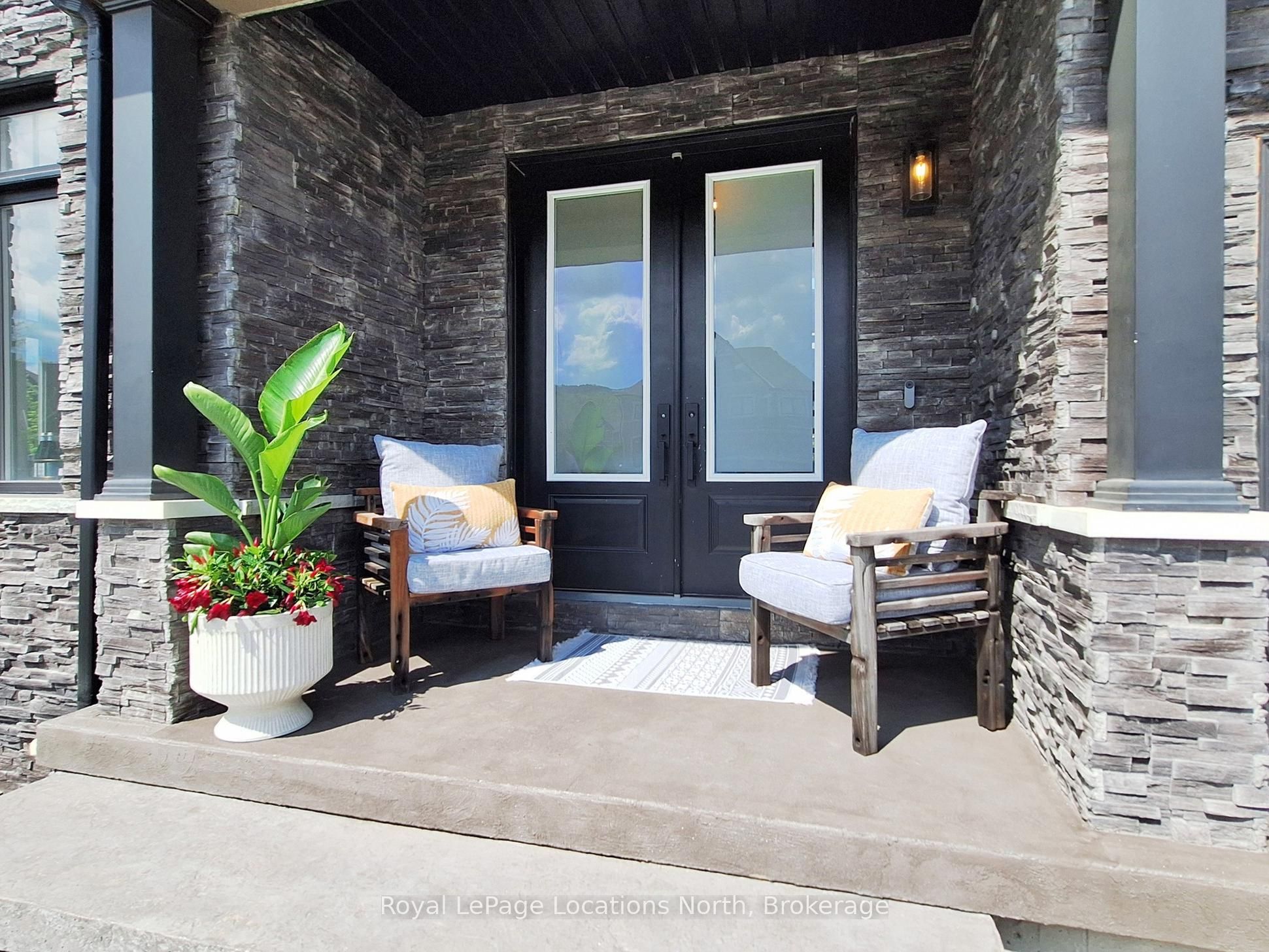 100 Reed Way, Blue Mountains, ON L9Y 4P5 photo 4