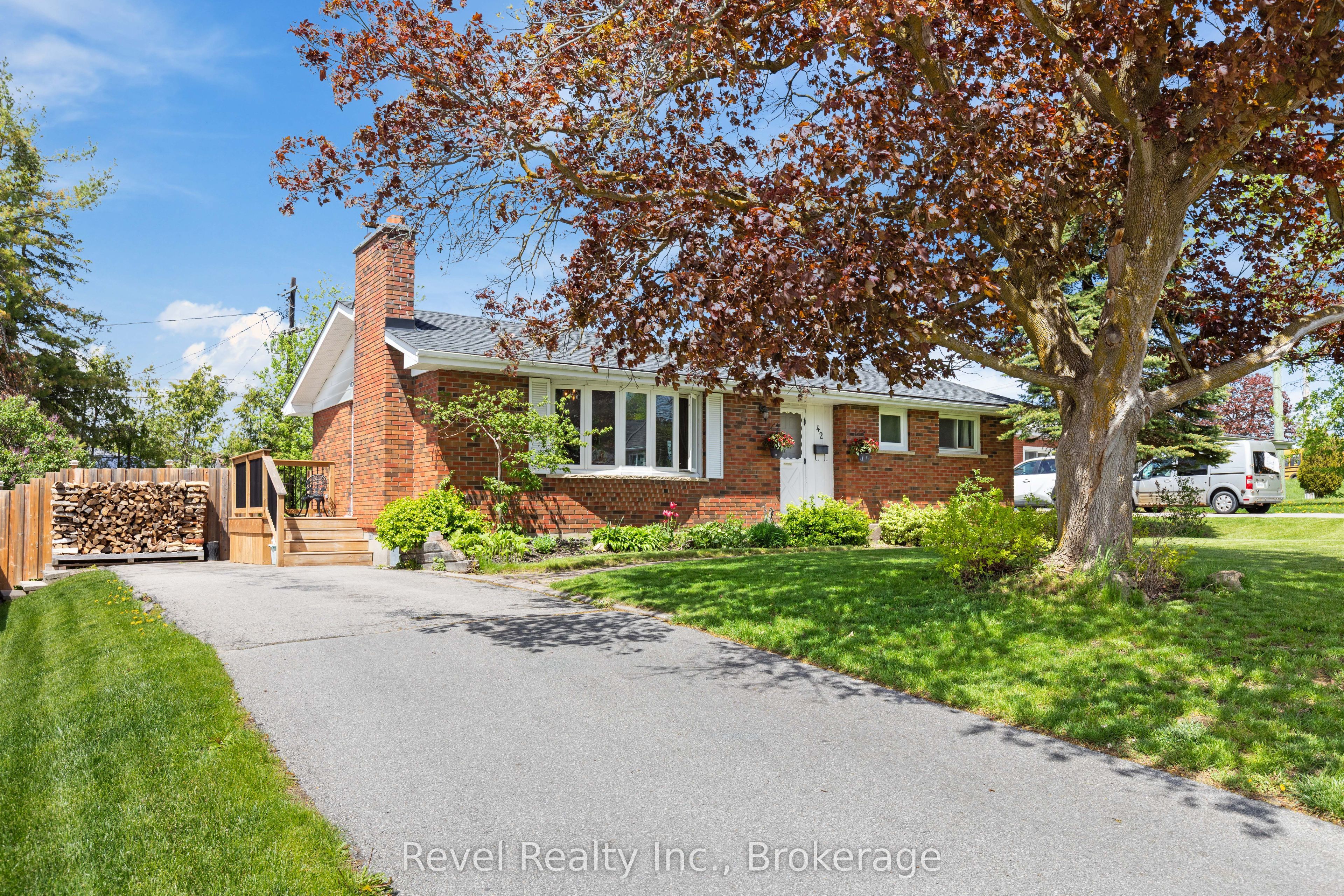 42 Kawartha Drive, Kawartha Lakes, ON K9V 1A5 photo 4