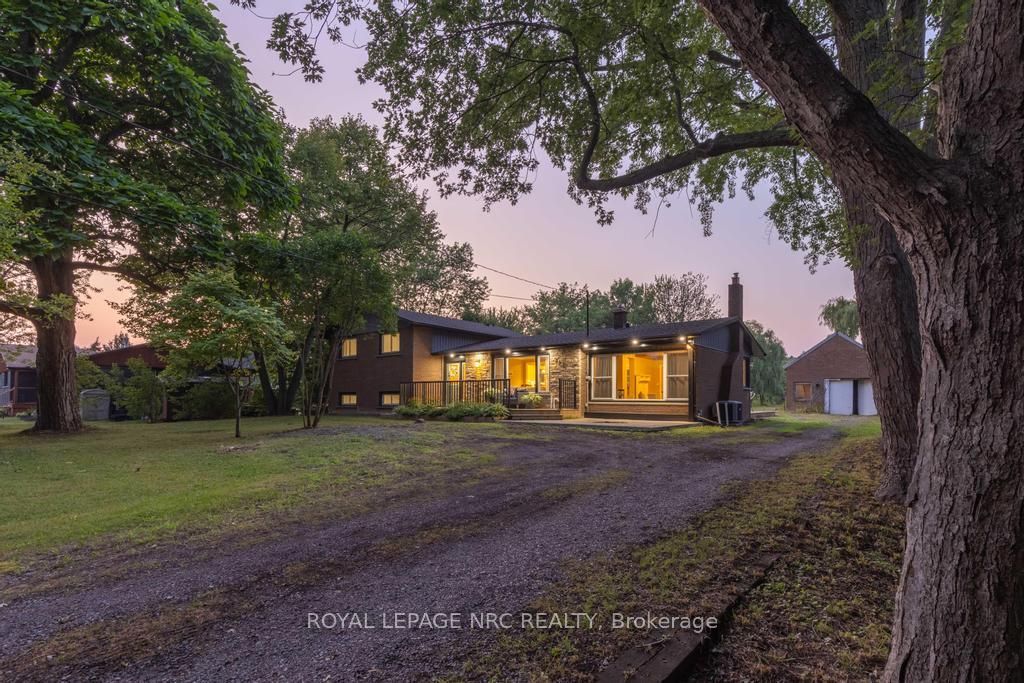 2432 Port Robinson Road, Thorold, ON L3B 5N5