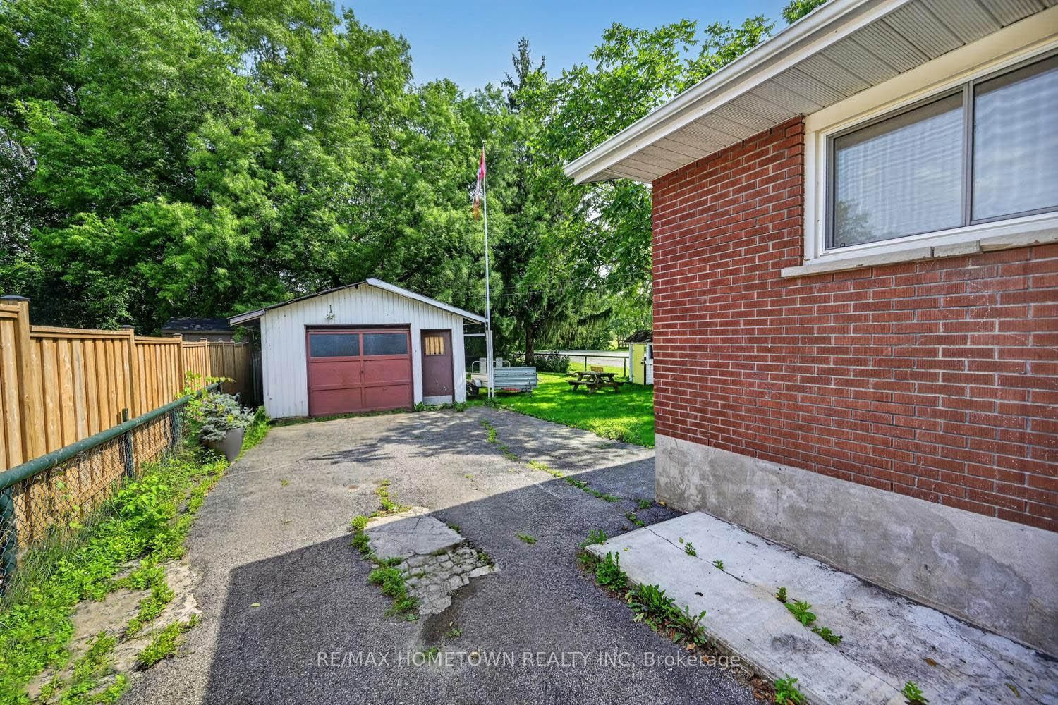 351 Churchill Road, Prescott, ON K0E 1T0 photo 2