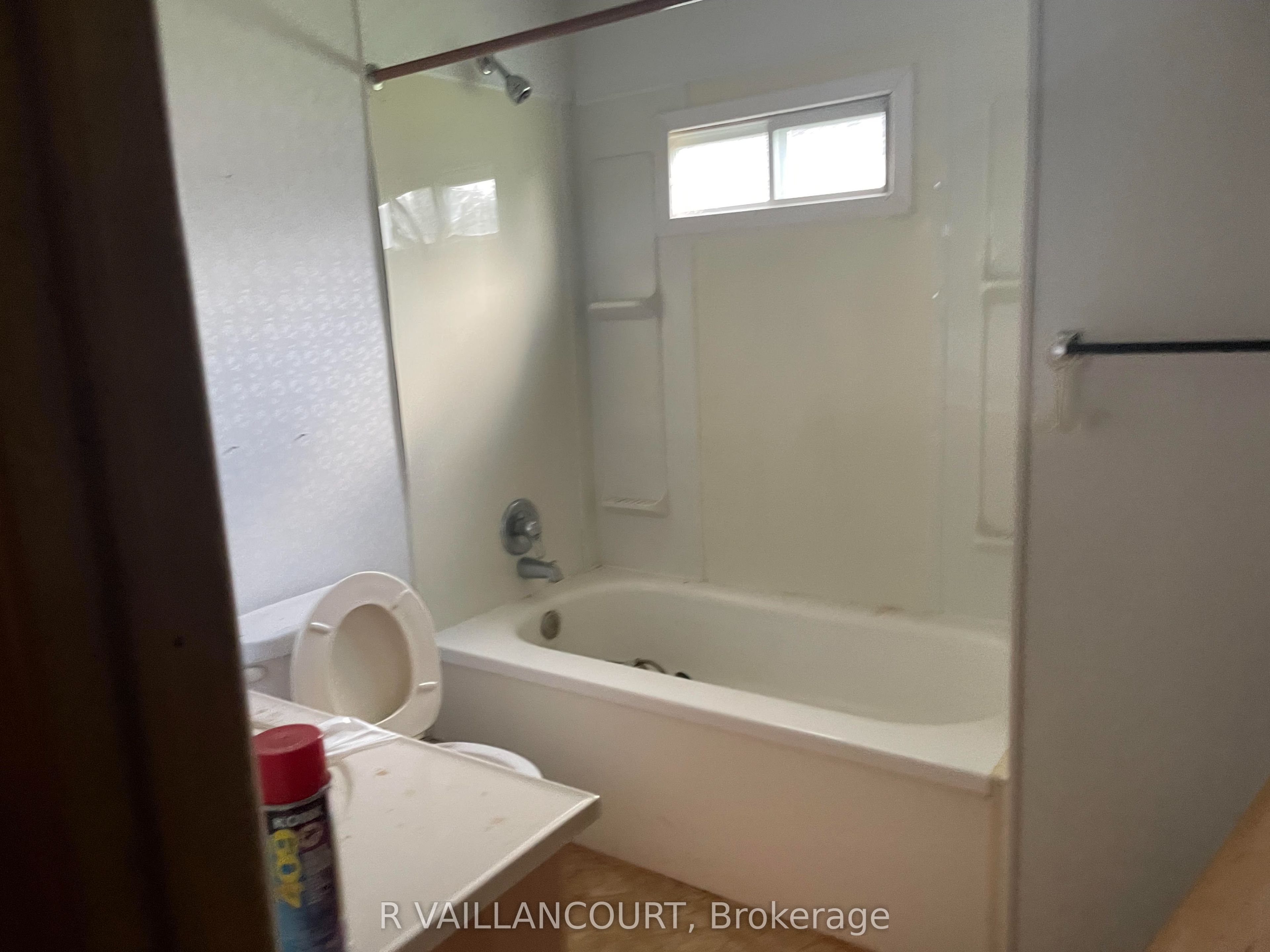 3813 Bobby Street, North Glengarry, ON K0C 1A0 photo 5