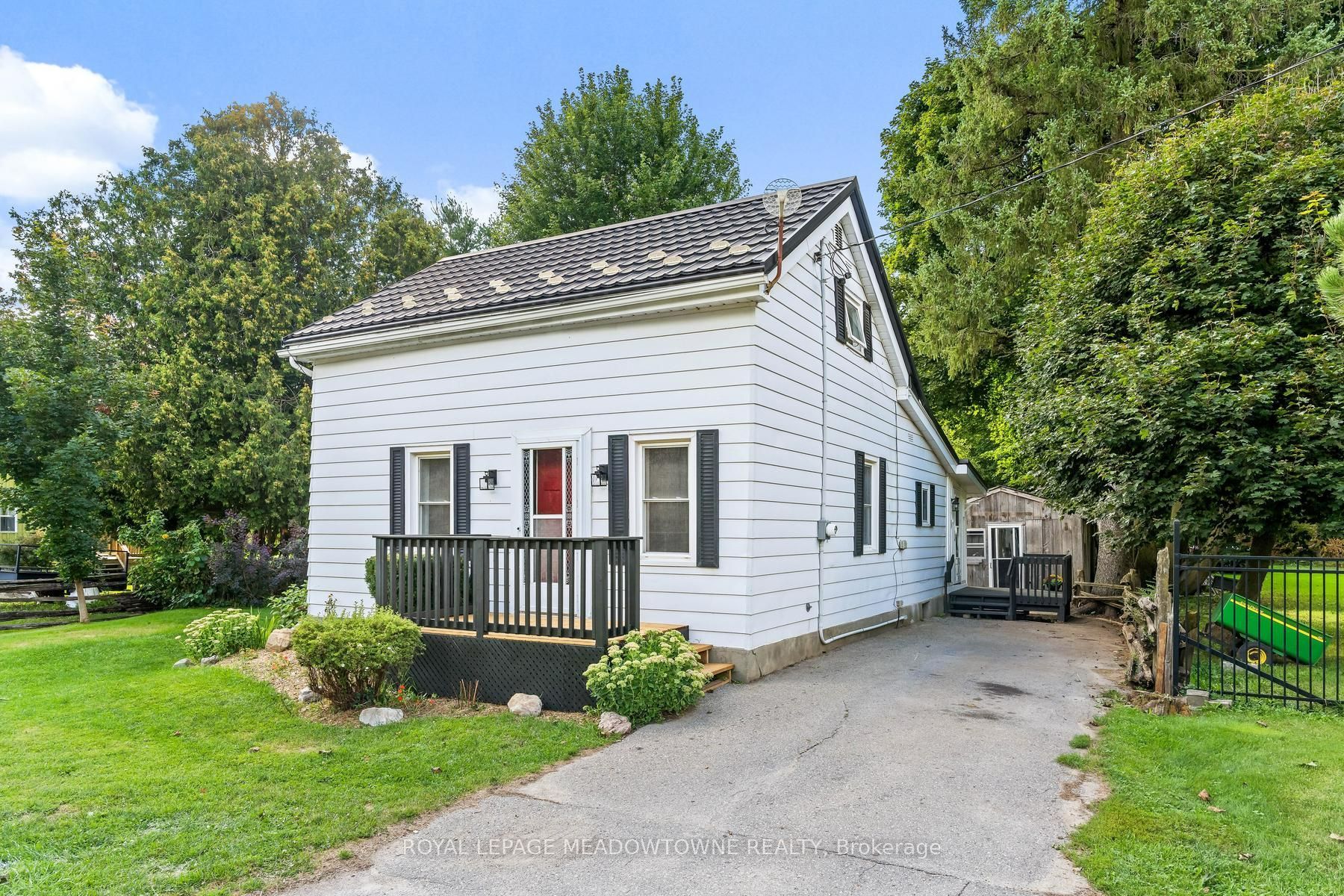22025 Erin East Garafrax Townline, East Garafraxa, ON L9W 7G4
