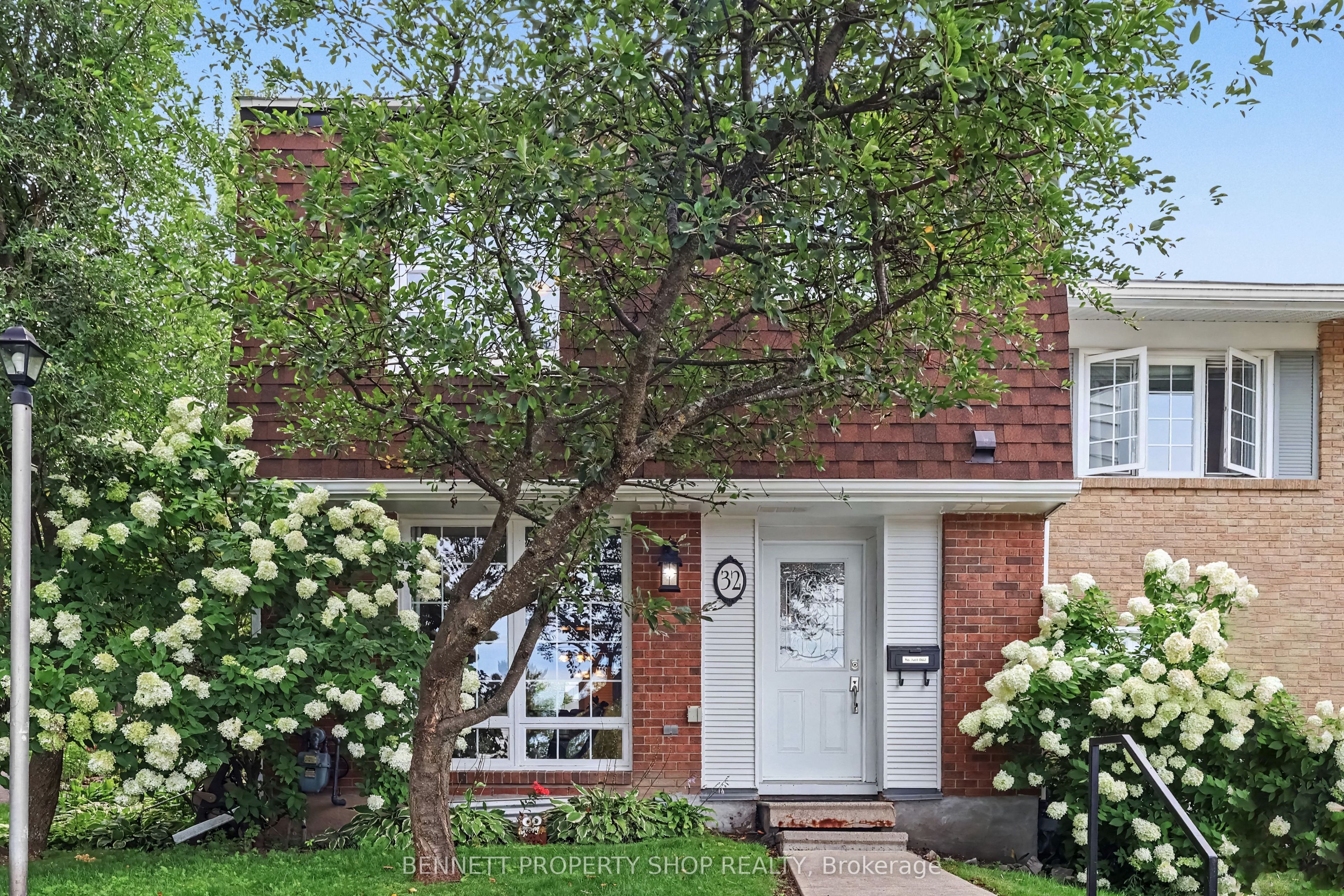 2300 Ogilvie Road 32, Beacon Hill North - South and Area, ON K1J 7X8