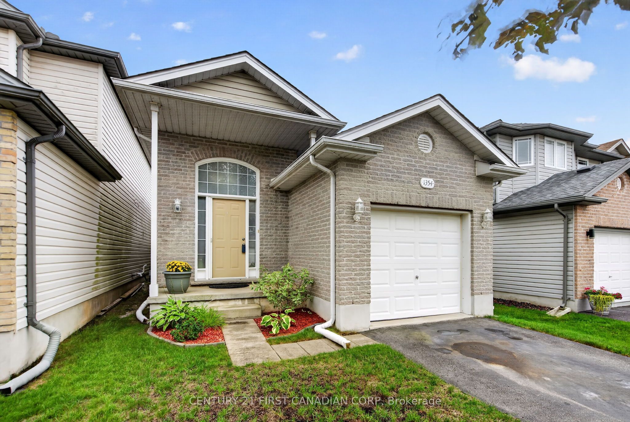 1354 Aspenridge Crescent, London East, ON N5Y 5P1 photo 2