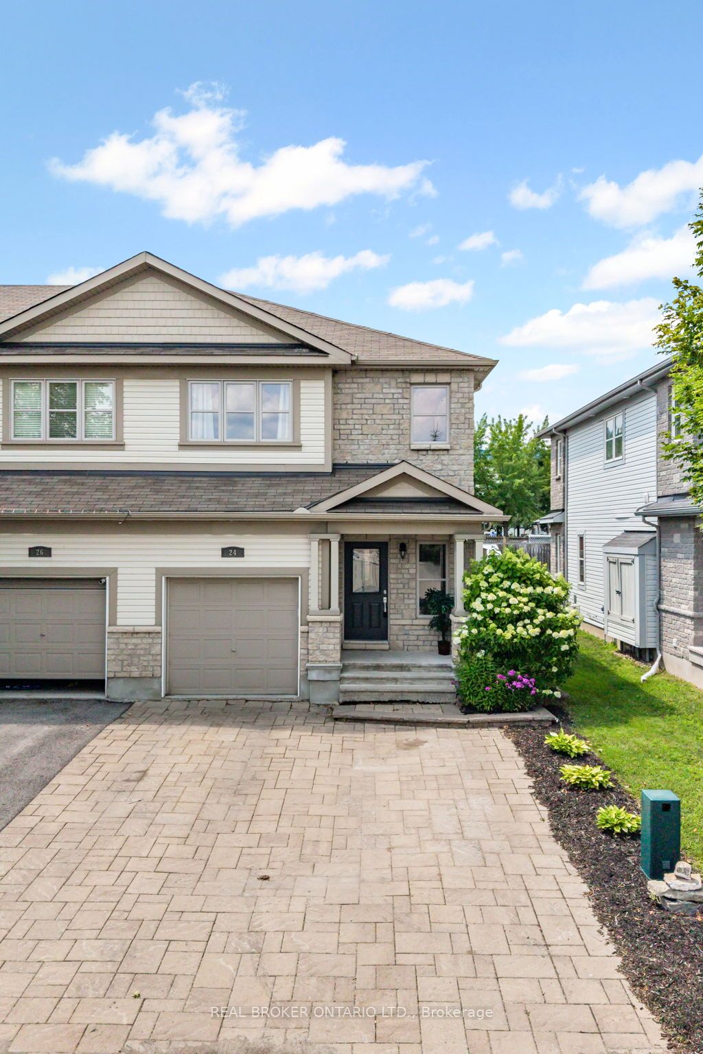 24 Hackberry Trail, Carleton Place, ON K7C 0B1 photo 2