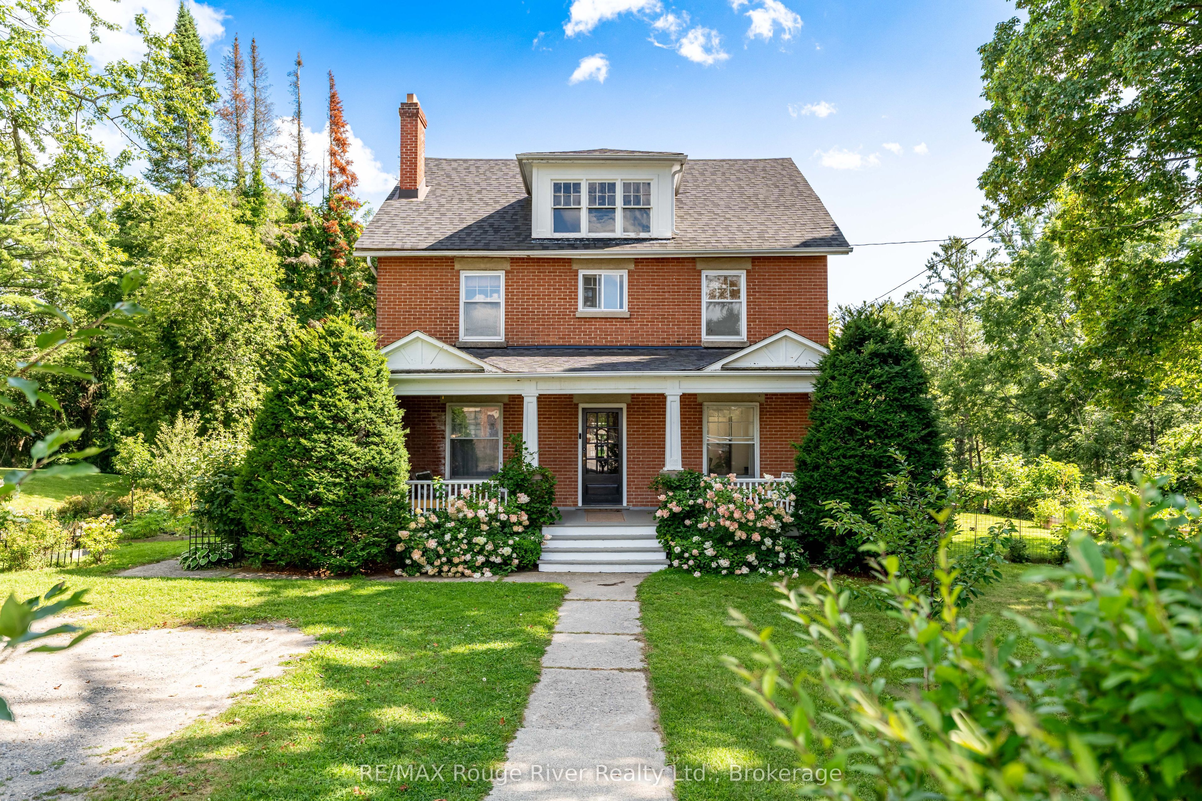 9313 Burwash Road W, Hamilton Township, ON K0K 1C0