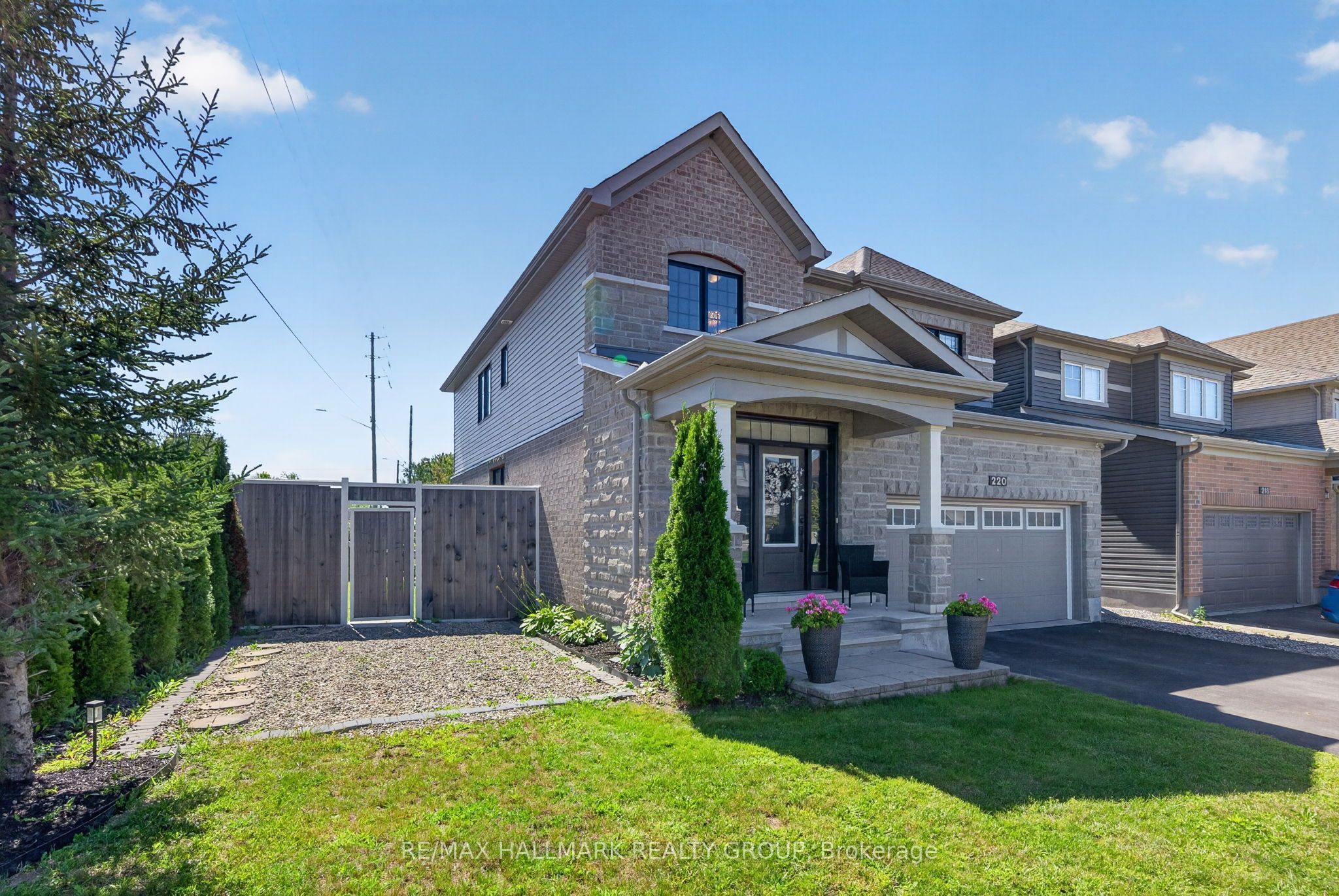 220 Enclave Walk, Orleans - Convent Glen and Area, ON K1W 0J4 photo 2