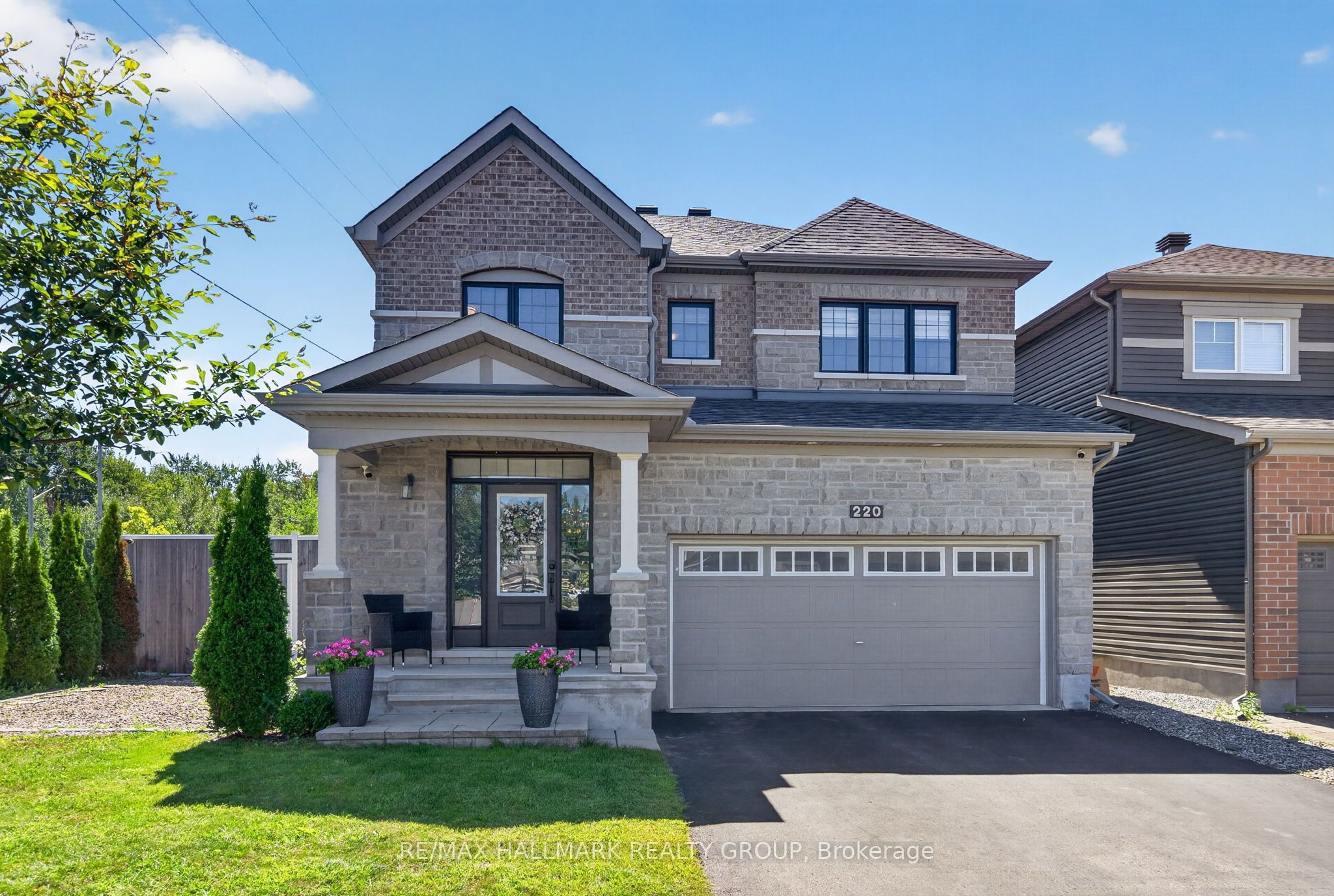 220 Enclave Walk, Orleans - Convent Glen and Area, ON K1W 0J4 photo 3